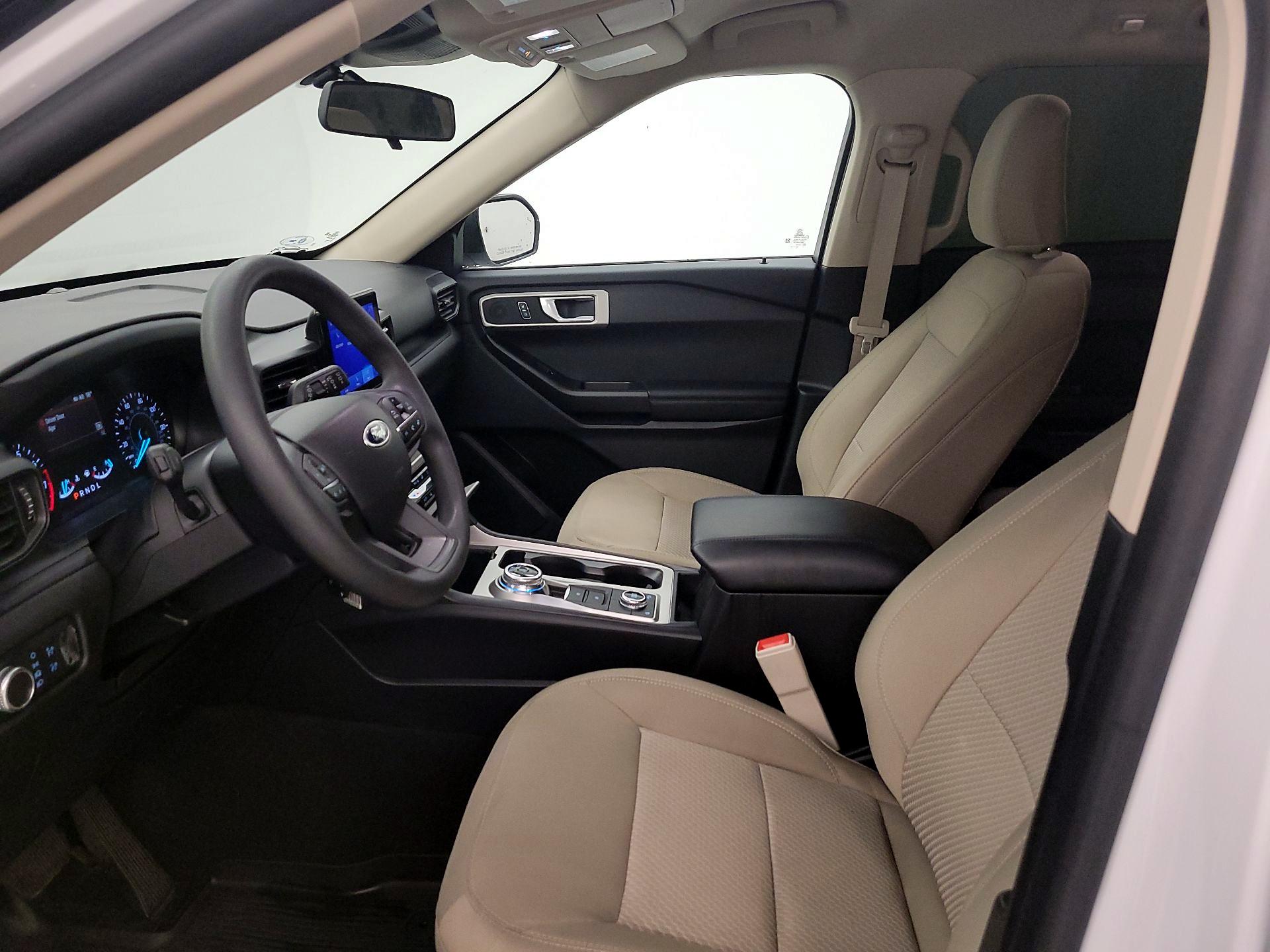 Thumbnail: 2022 Ford Explorer - 11