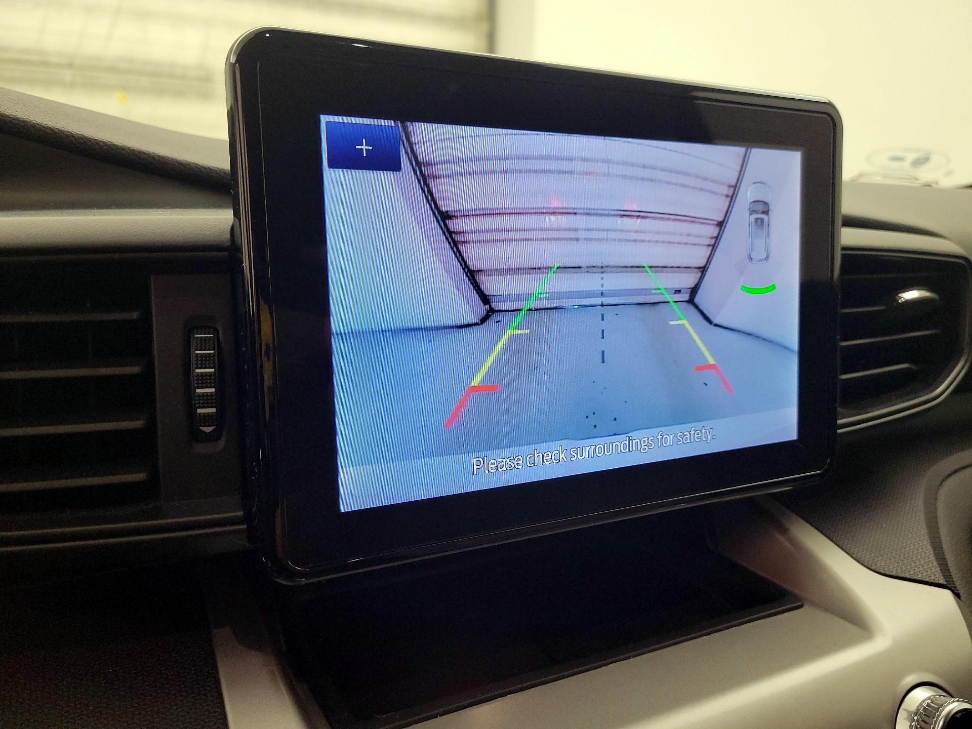 Thumbnail: 2022 Ford Explorer - 14