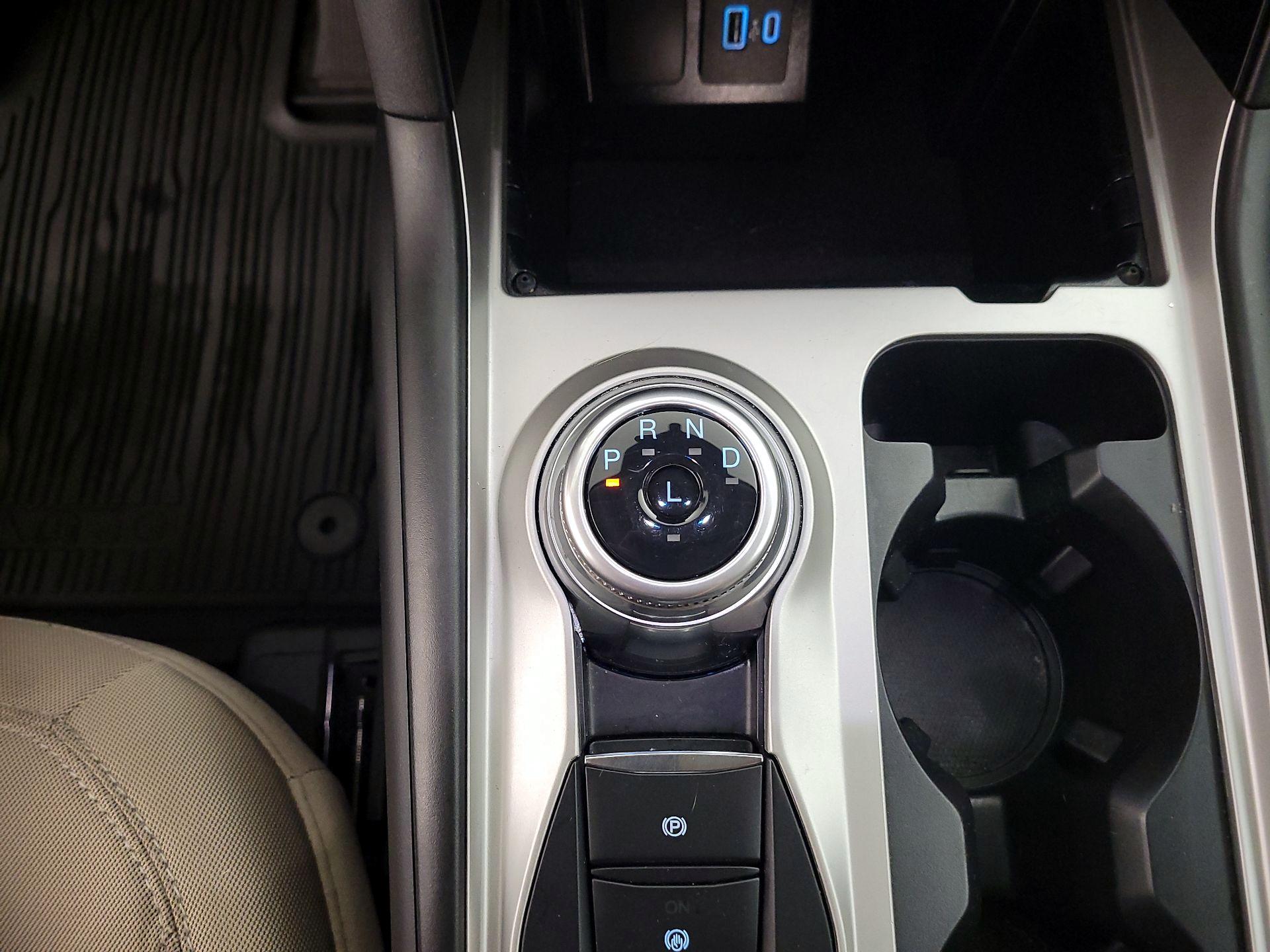 Thumbnail: 2022 Ford Explorer - 17