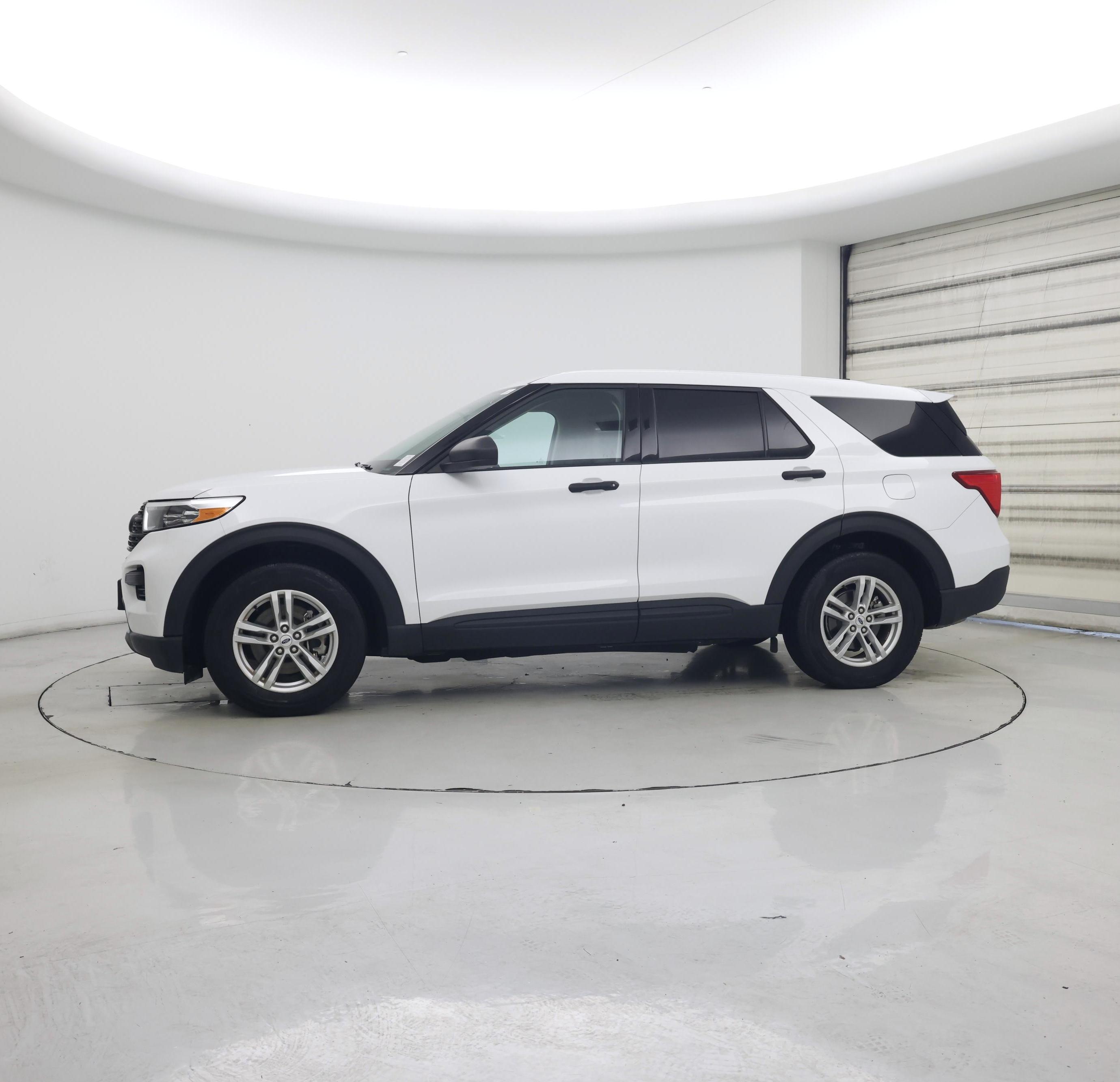 Thumbnail: 2022 Ford Explorer - 3