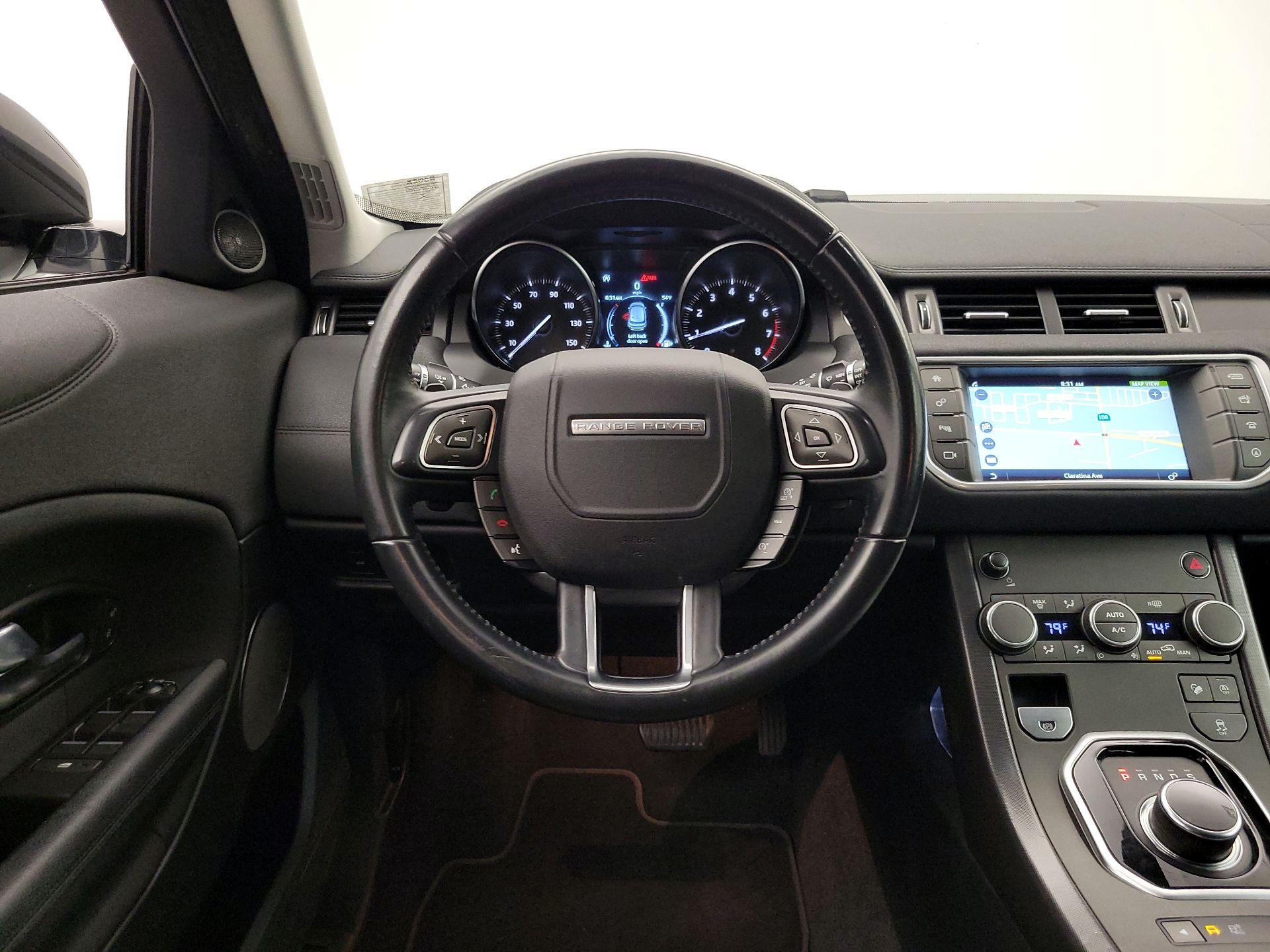 Thumbnail: 2018 Land Rover Range Rover Evoque - 10