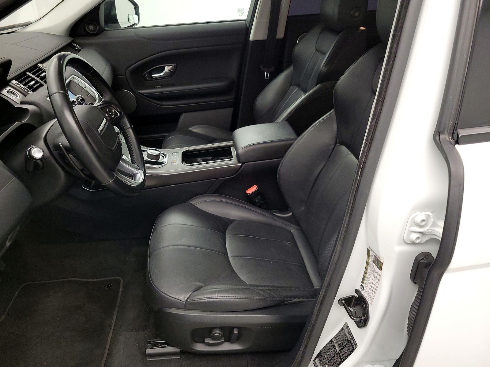 2018 Land Rover Range Rover Evoque SE - Photo 12