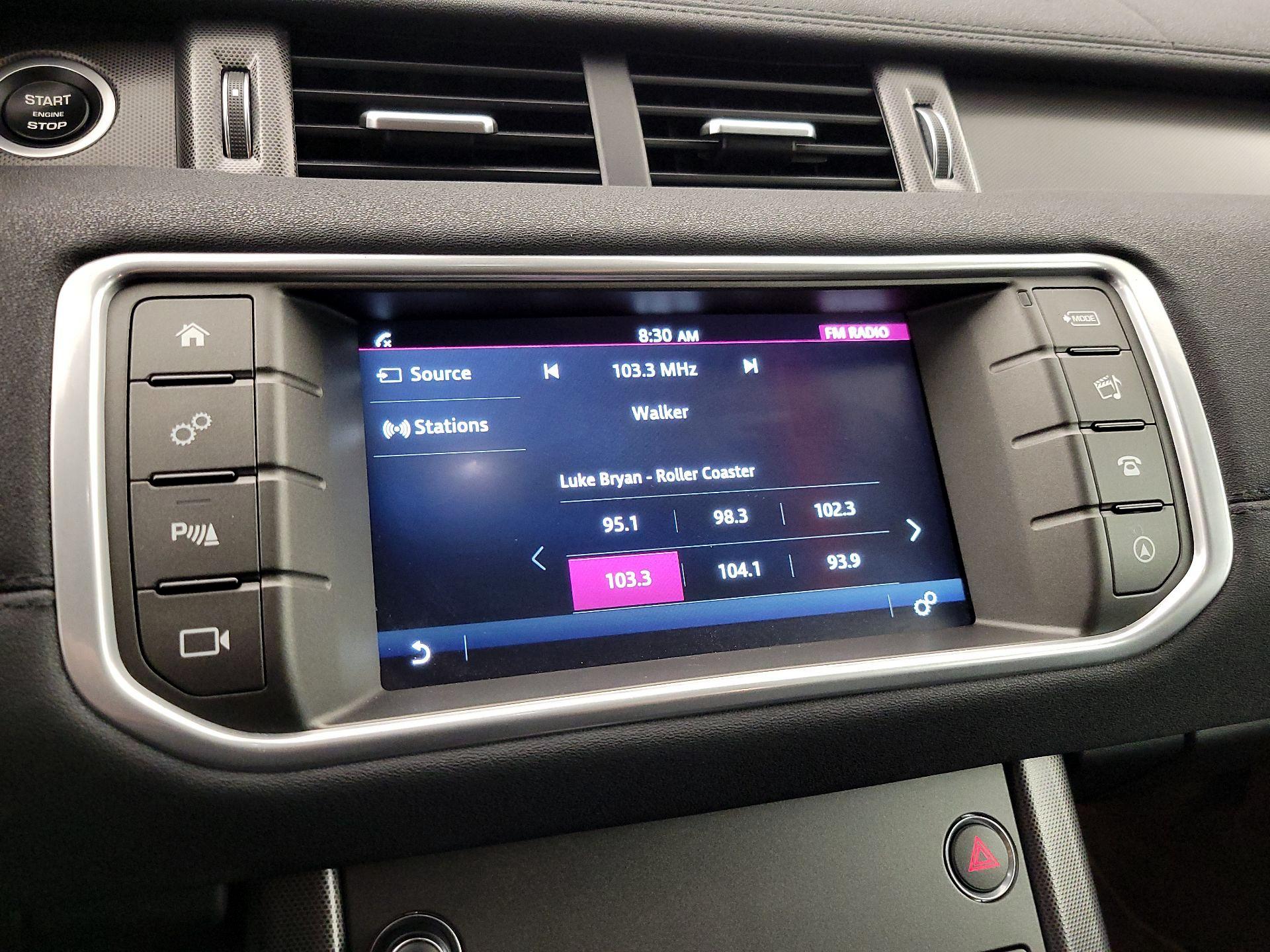 Thumbnail: 2018 Land Rover Range Rover Evoque - 16