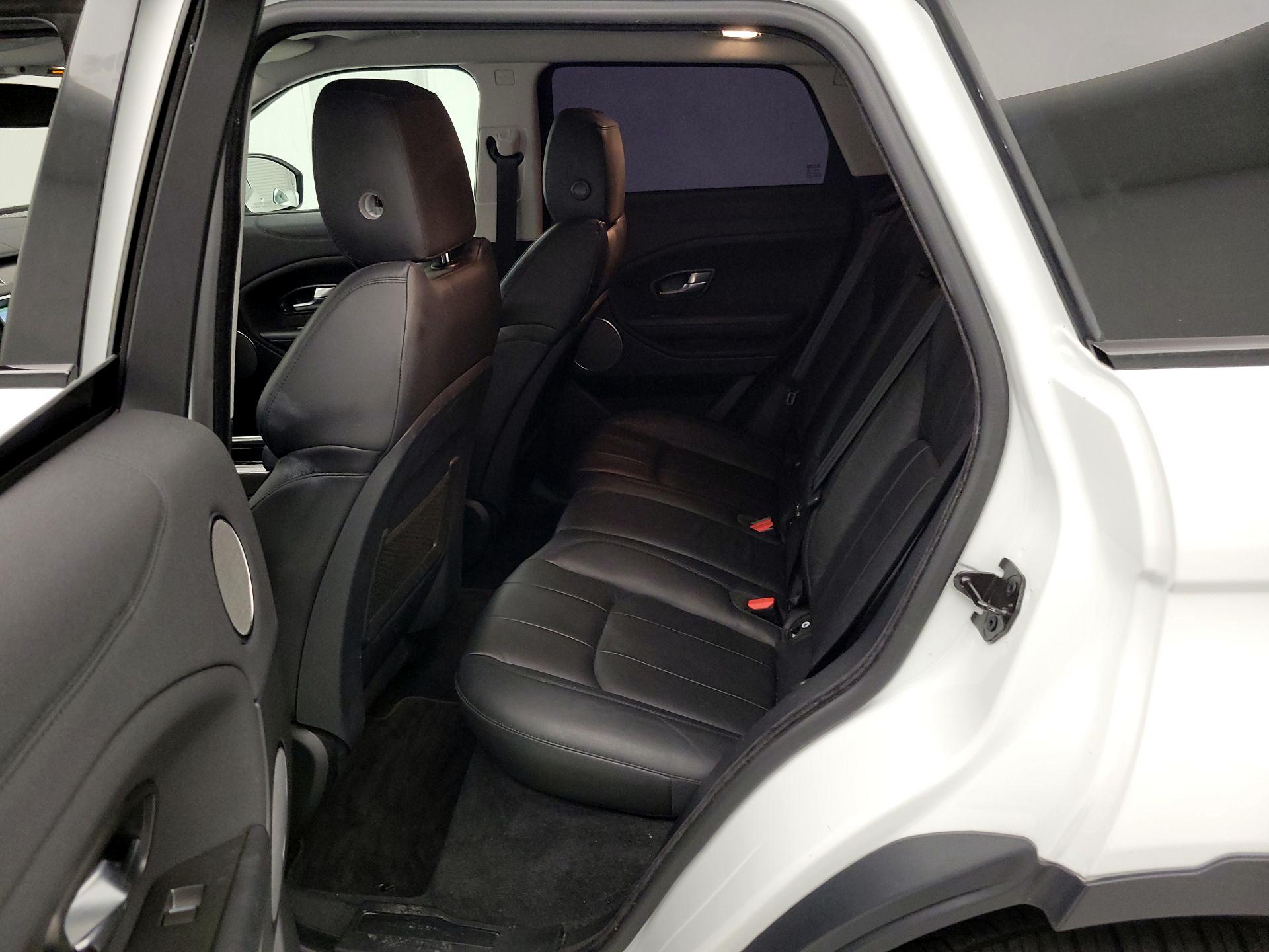 Thumbnail: 2018 Land Rover Range Rover Evoque - 19