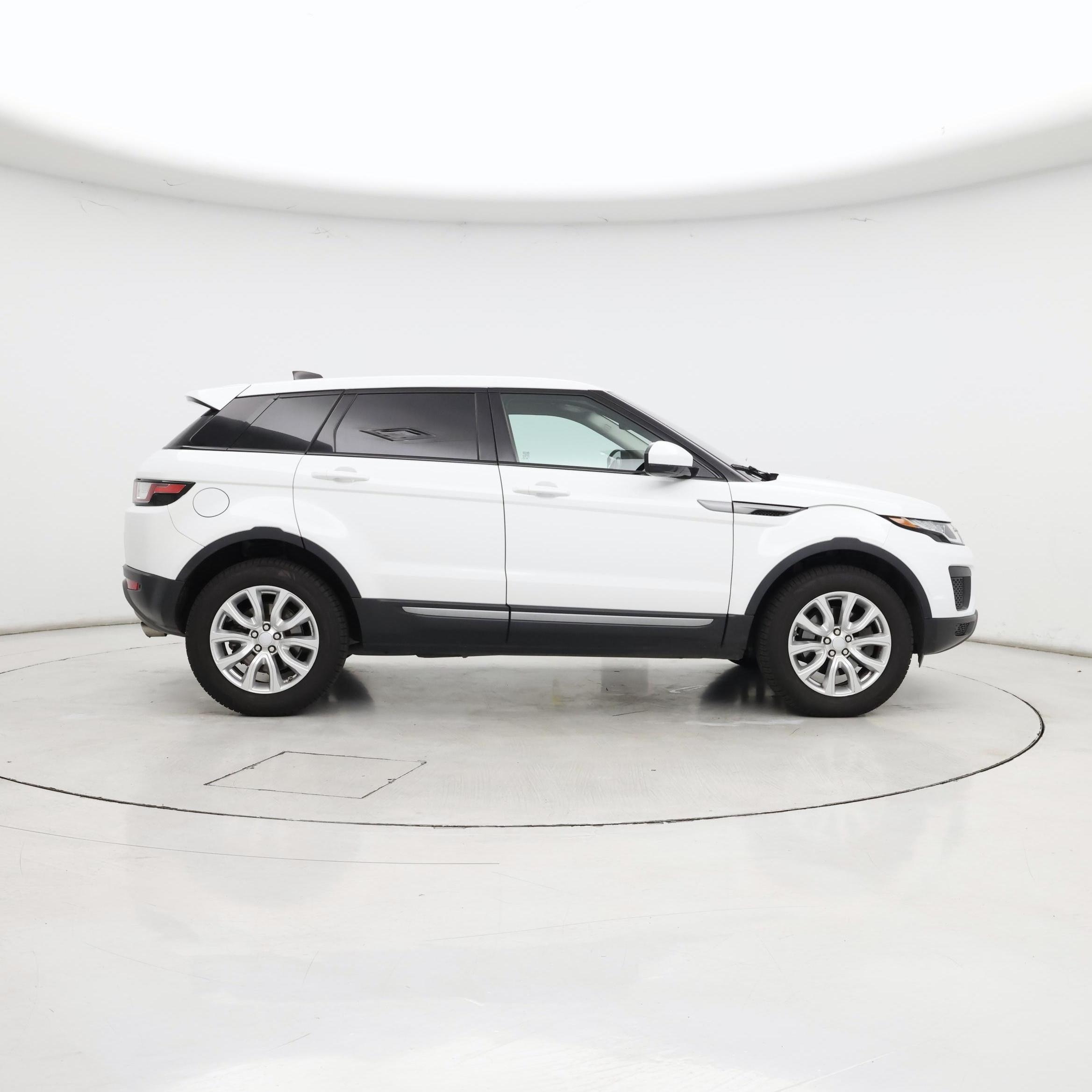 Thumbnail: 2018 Land Rover Range Rover Evoque - 7