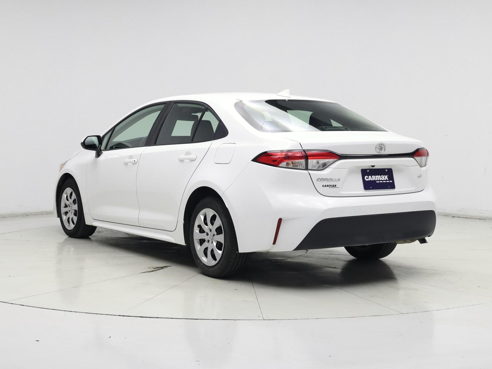 2025 Toyota Corolla - Image 3