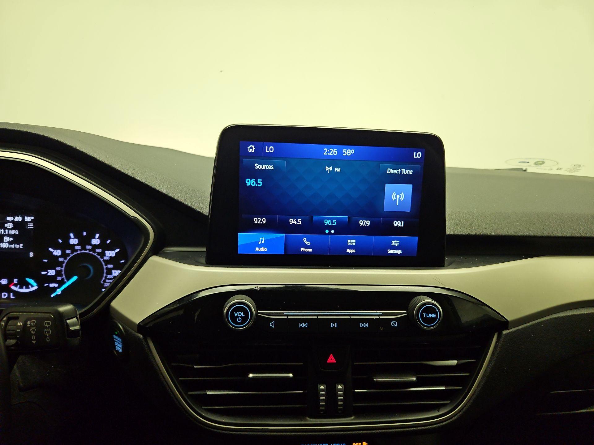 Thumbnail: 2022 Ford Escape - 14