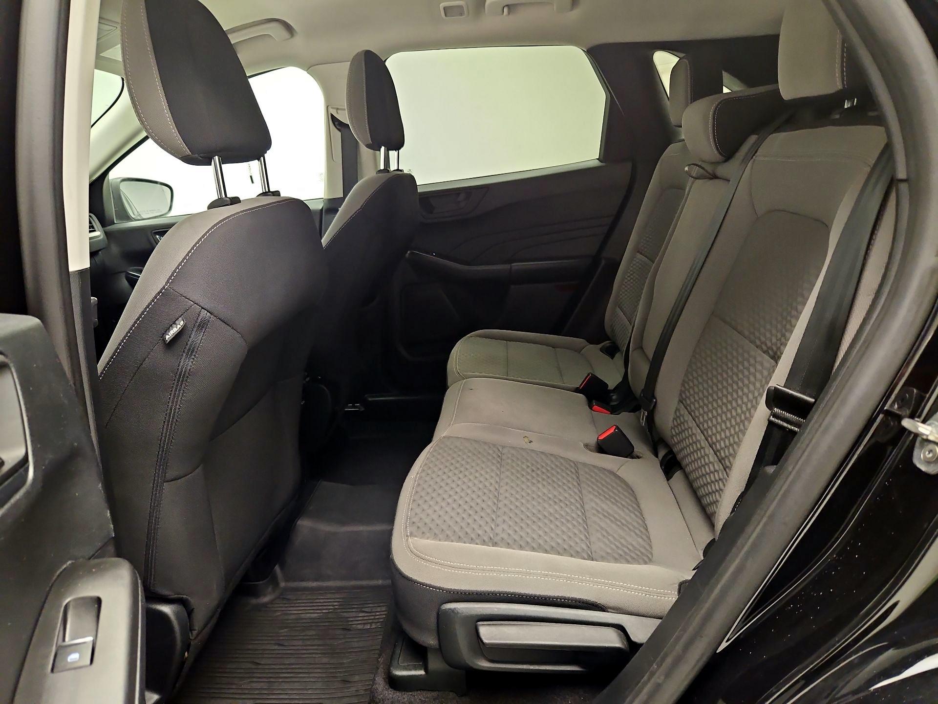 Thumbnail: 2022 Ford Escape - 17