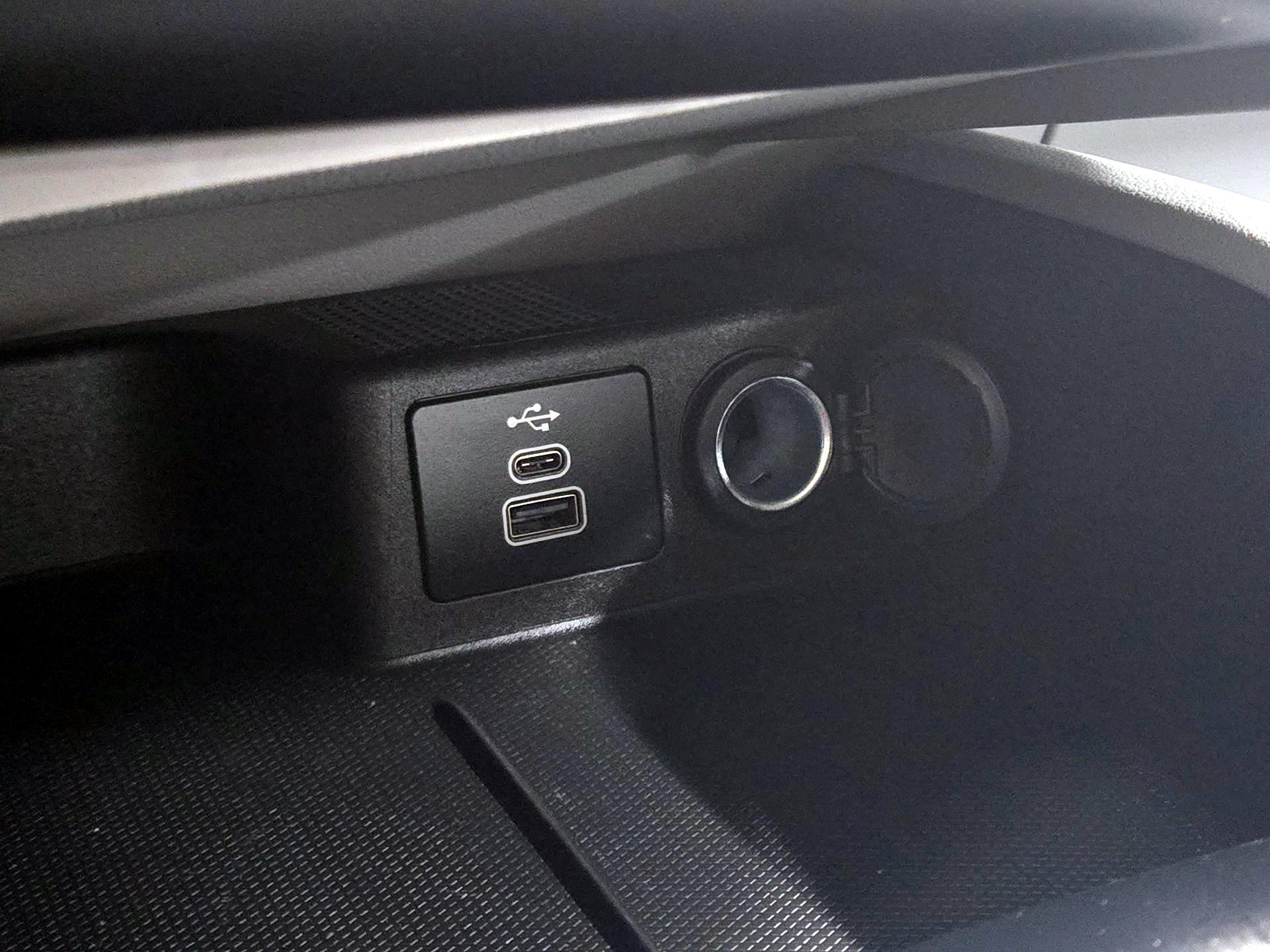 Thumbnail: 2024 Ford Escape - 18