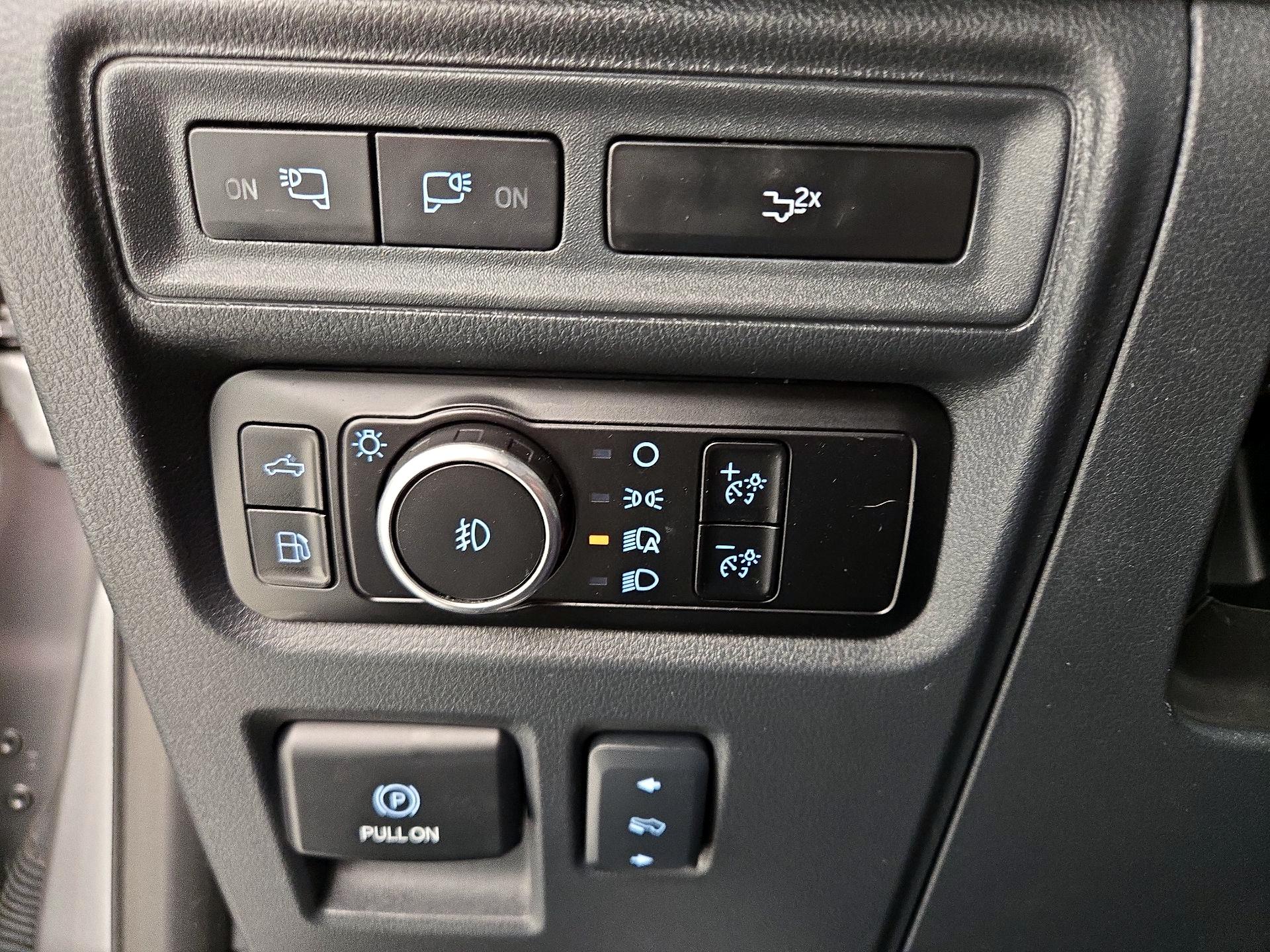 Thumbnail: 2023 Ford F-150 - 13