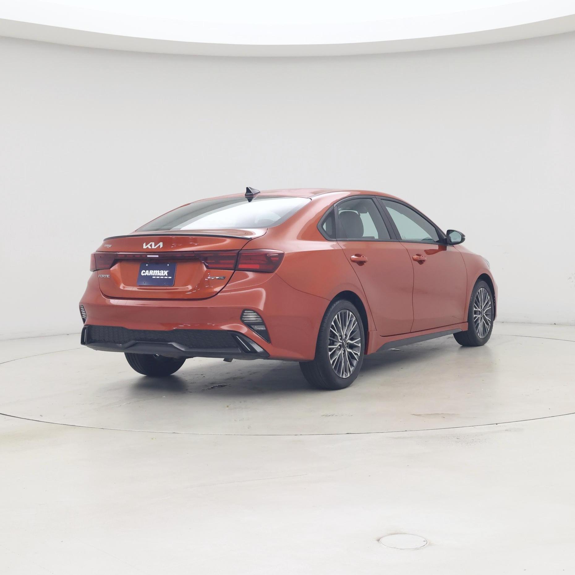 Thumbnail: 2023 Kia Forte - 8