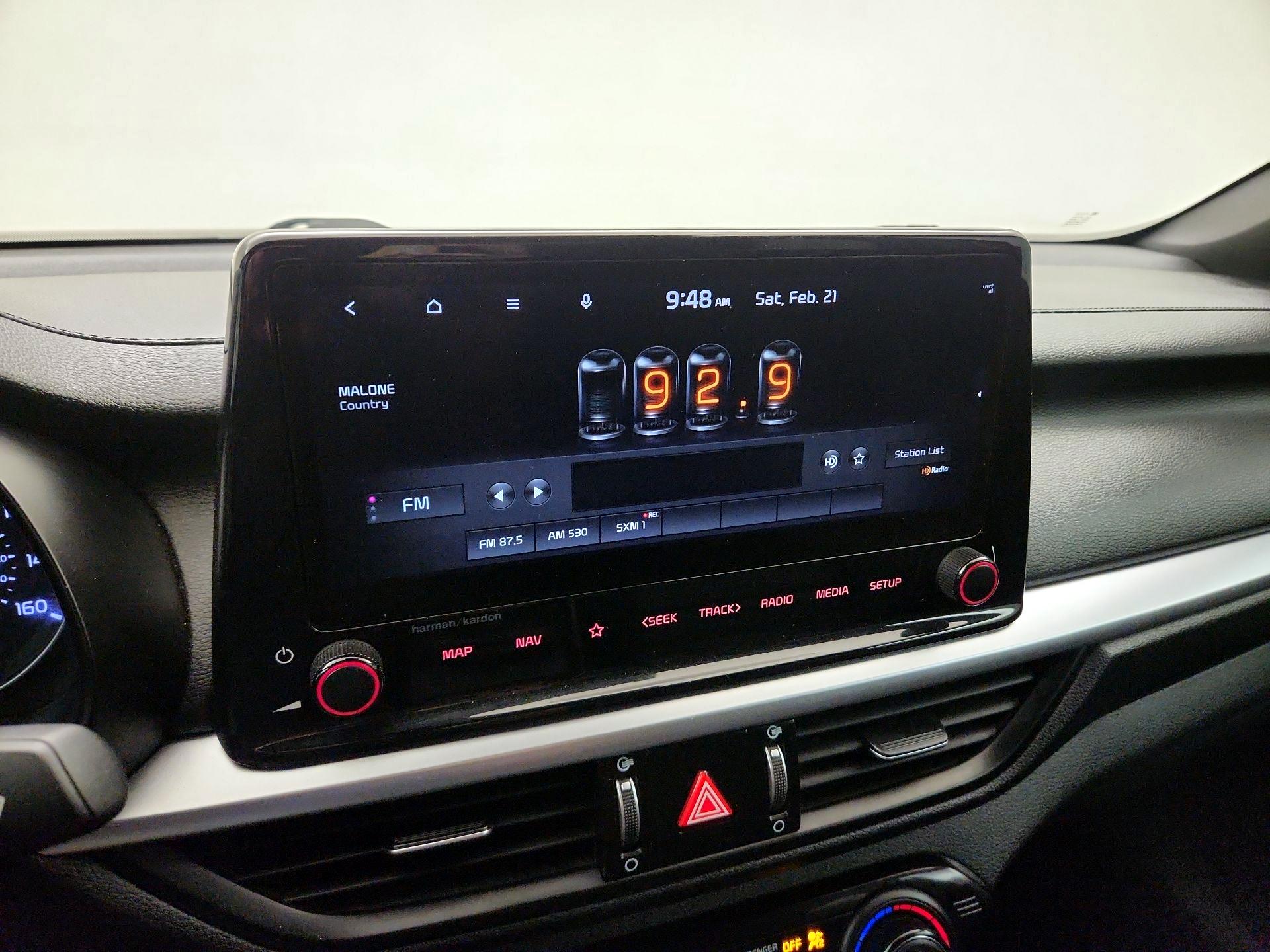 Thumbnail: 2022 Kia Forte - 16