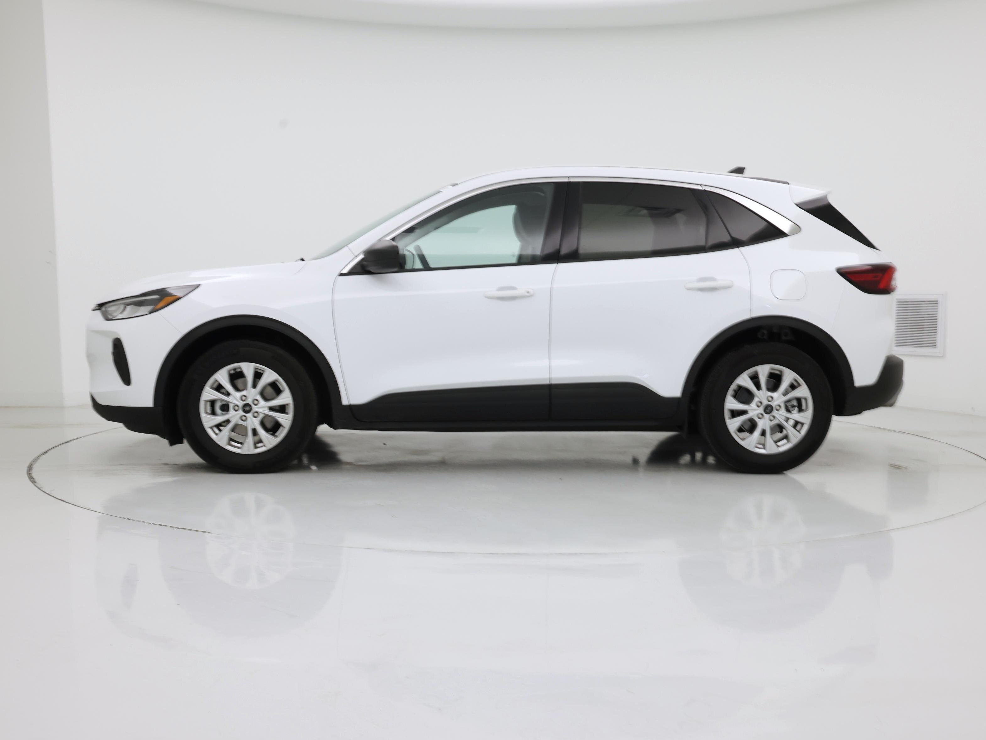 Thumbnail: 2024 Ford Escape - 3