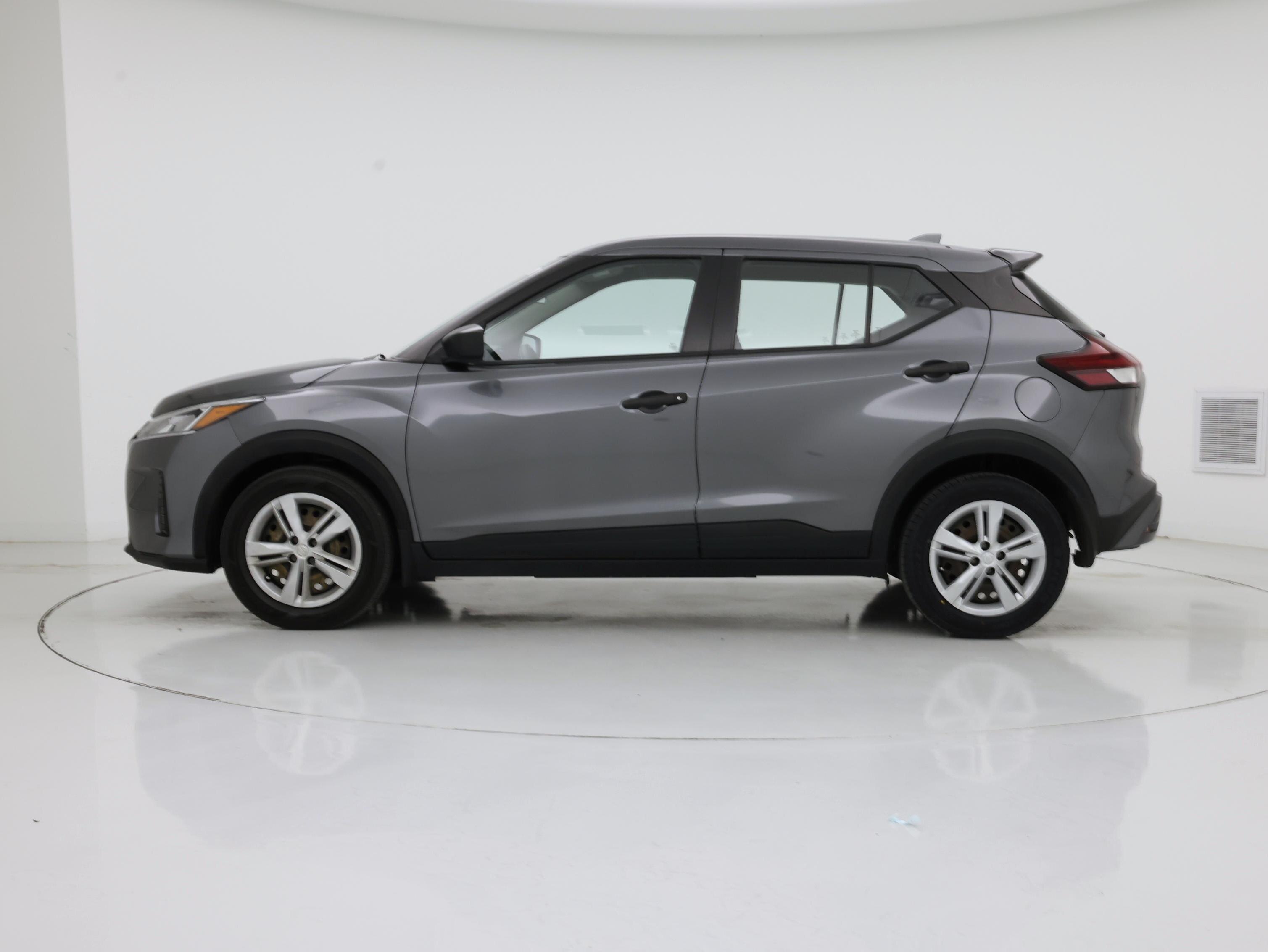 Thumbnail: 2023 Nissan Kicks - 3