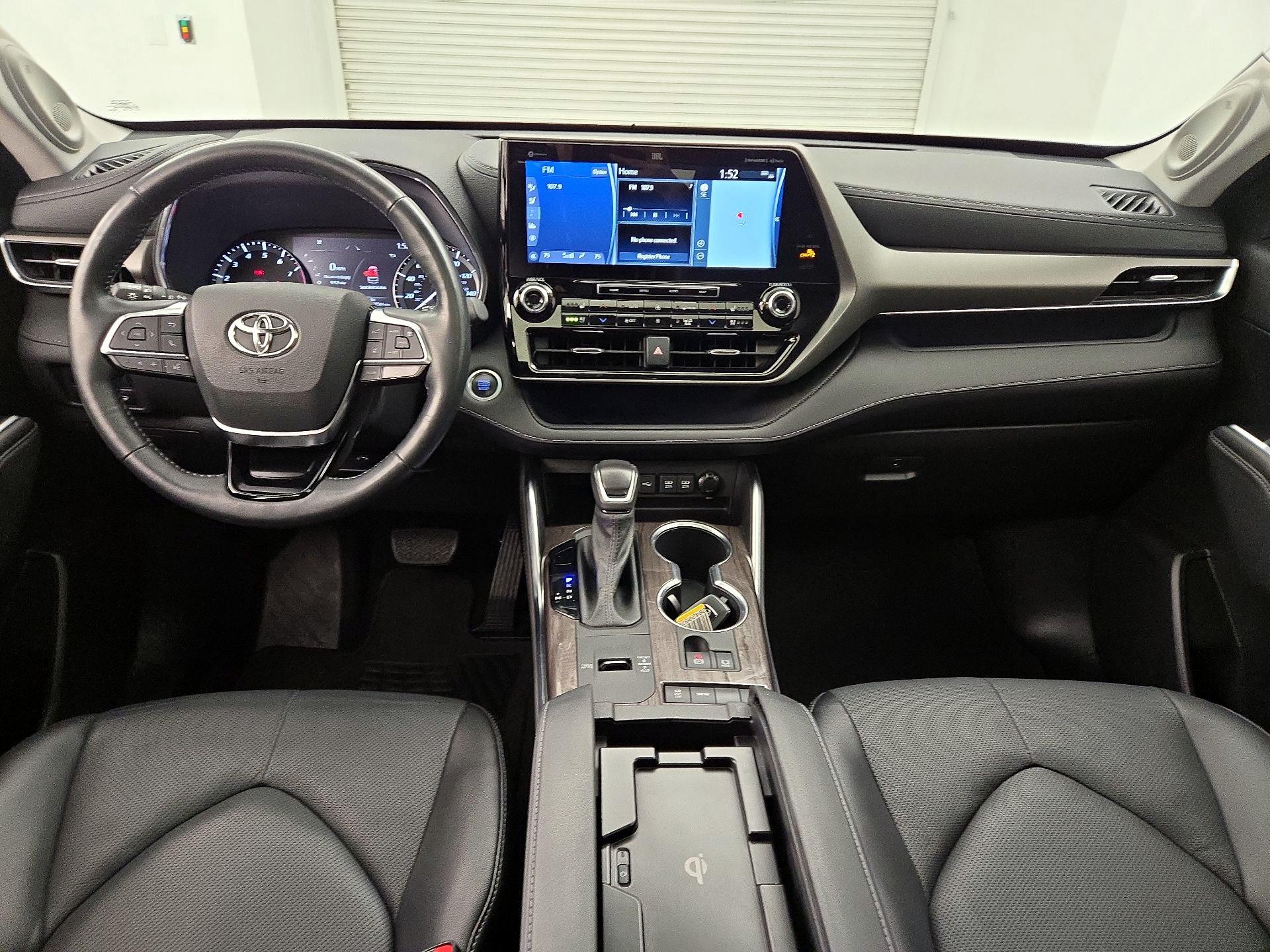 Thumbnail: 2021 Toyota Highlander - 9