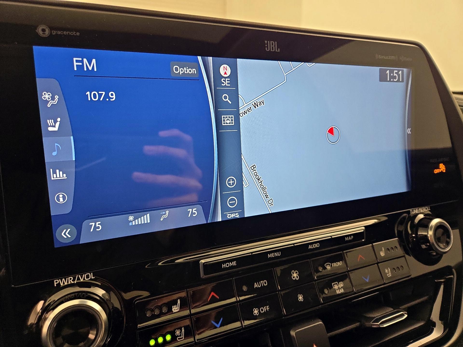 Thumbnail: 2021 Toyota Highlander - 14