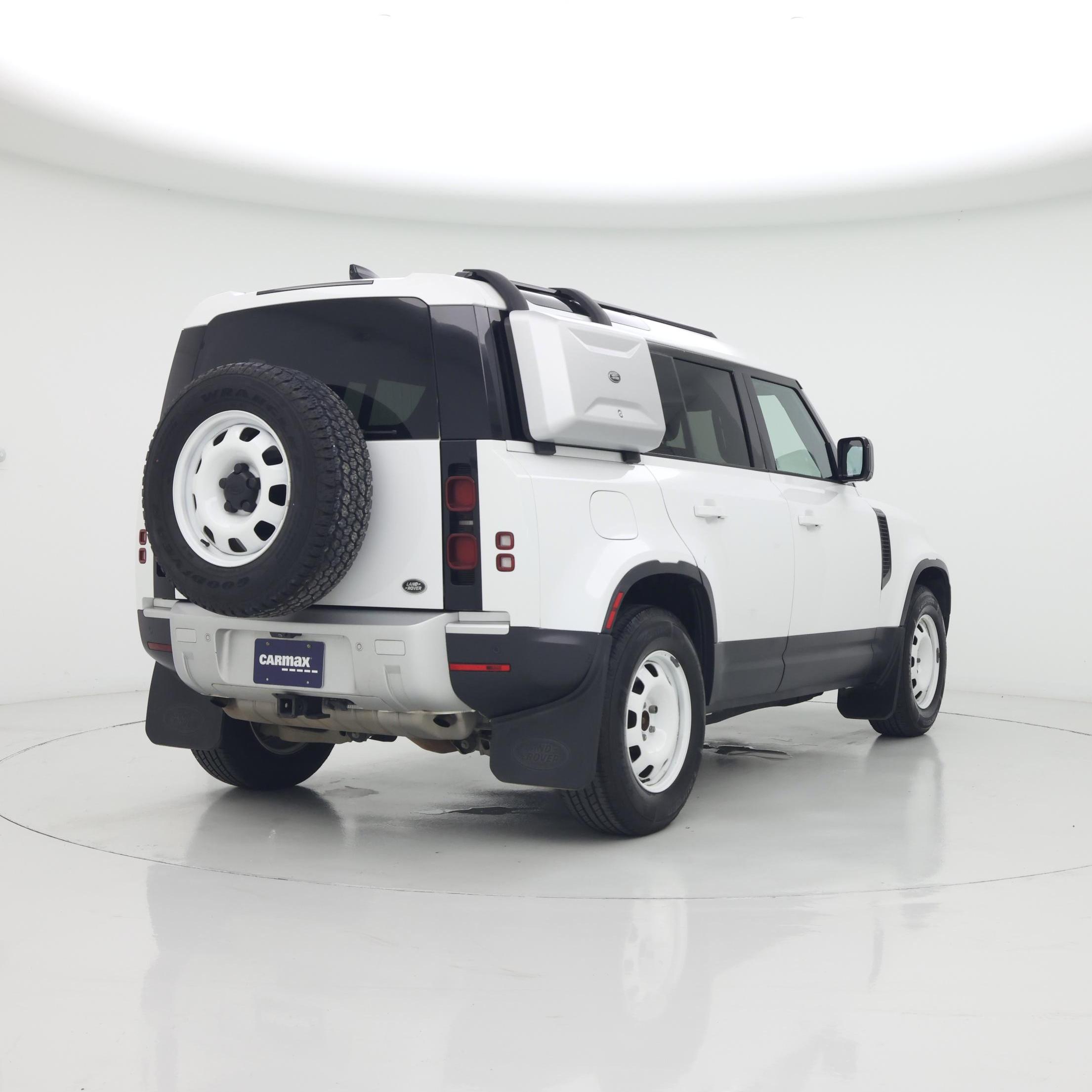 Thumbnail: 2022 Land Rover Defender - 8