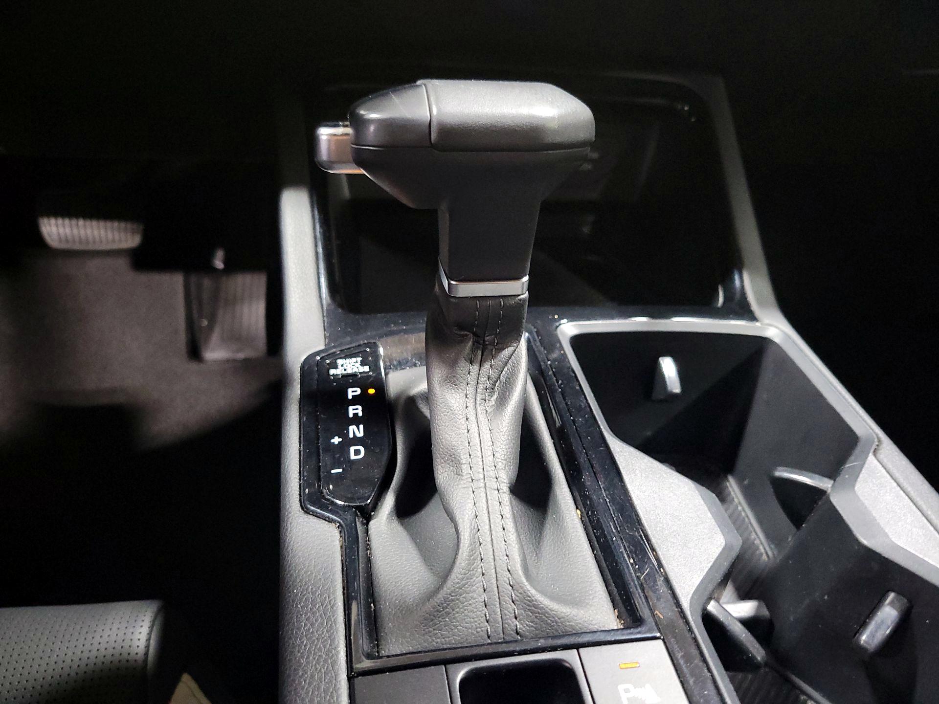 Thumbnail: 2025 Kia K5 - 17