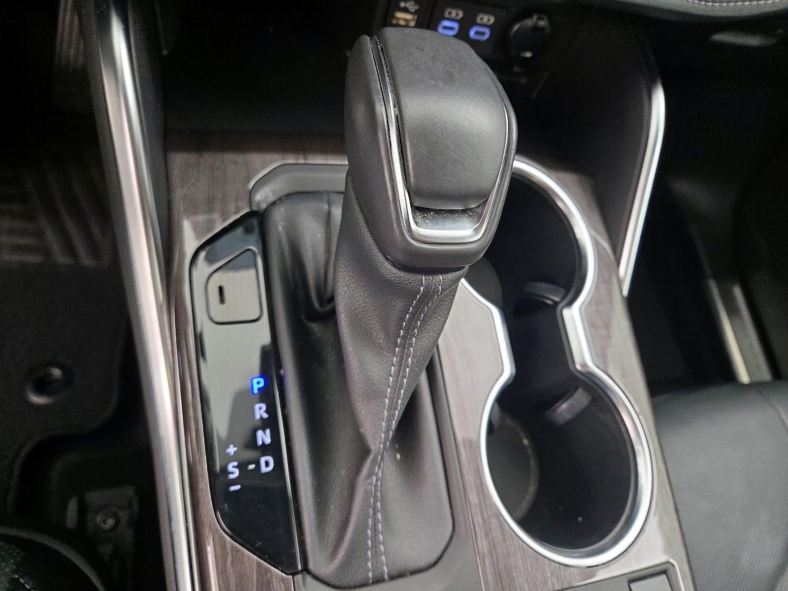 2023 Toyota Highlander Limited - Photo 18