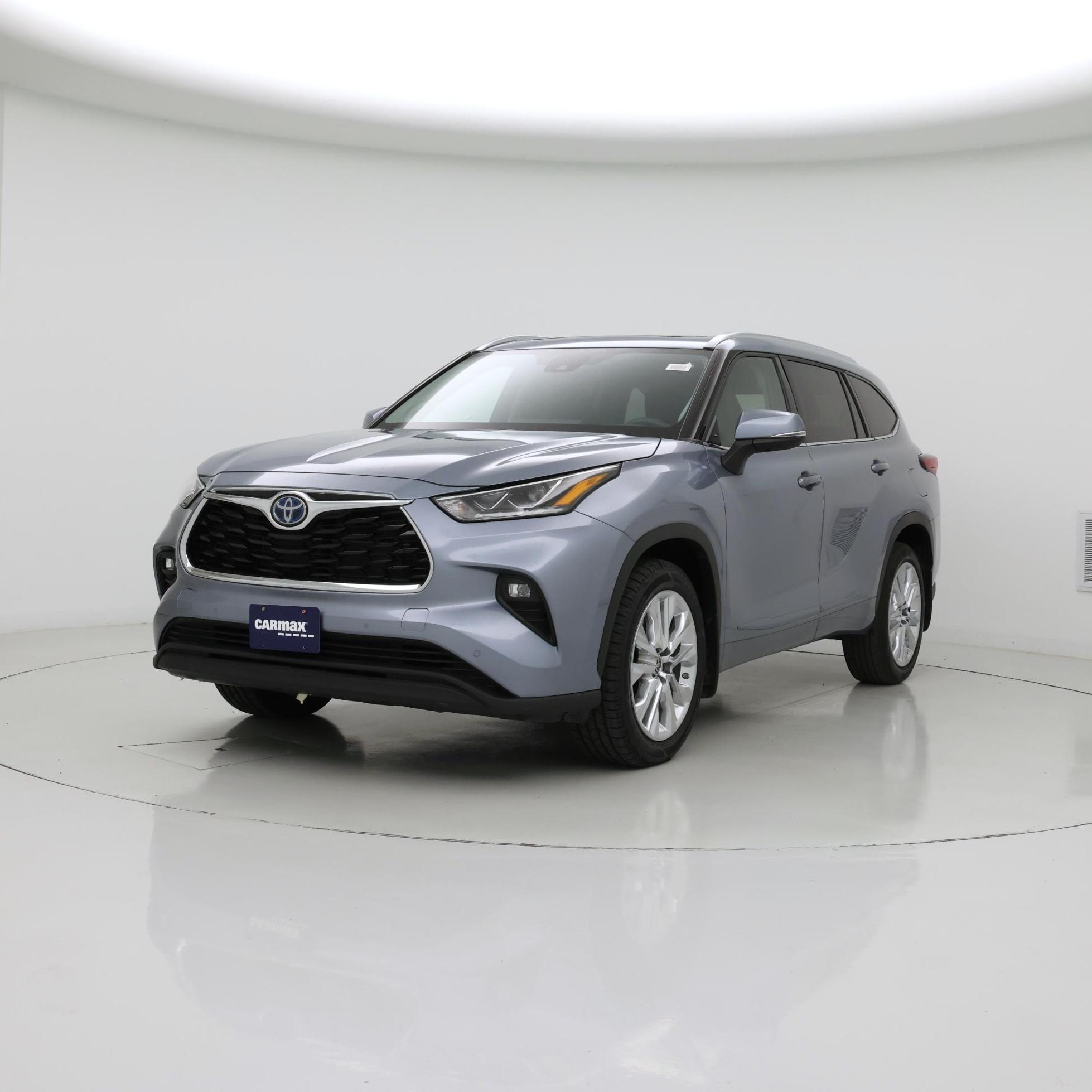 Thumbnail: 2023 Toyota Highlander - 4