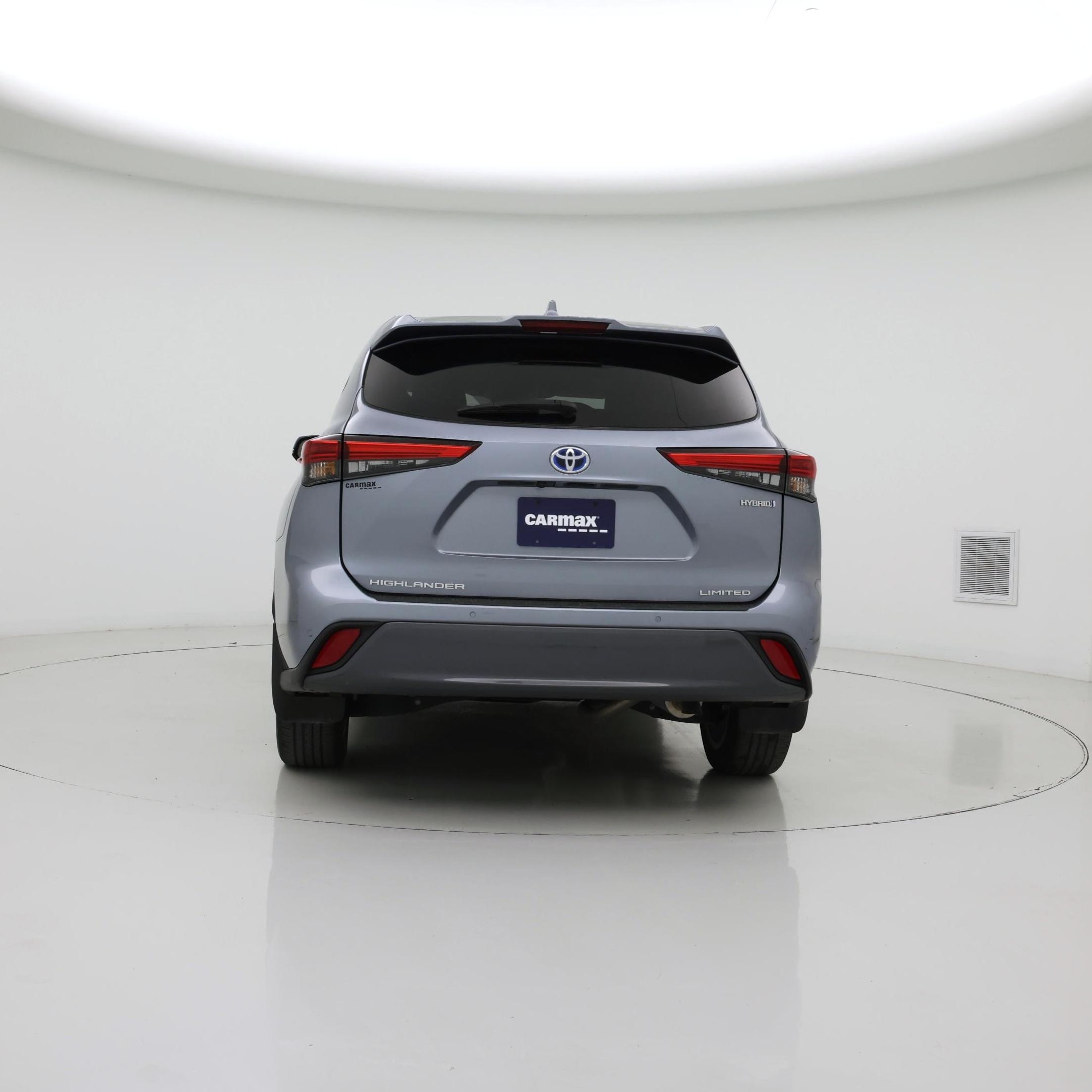 Thumbnail: 2023 Toyota Highlander - 6