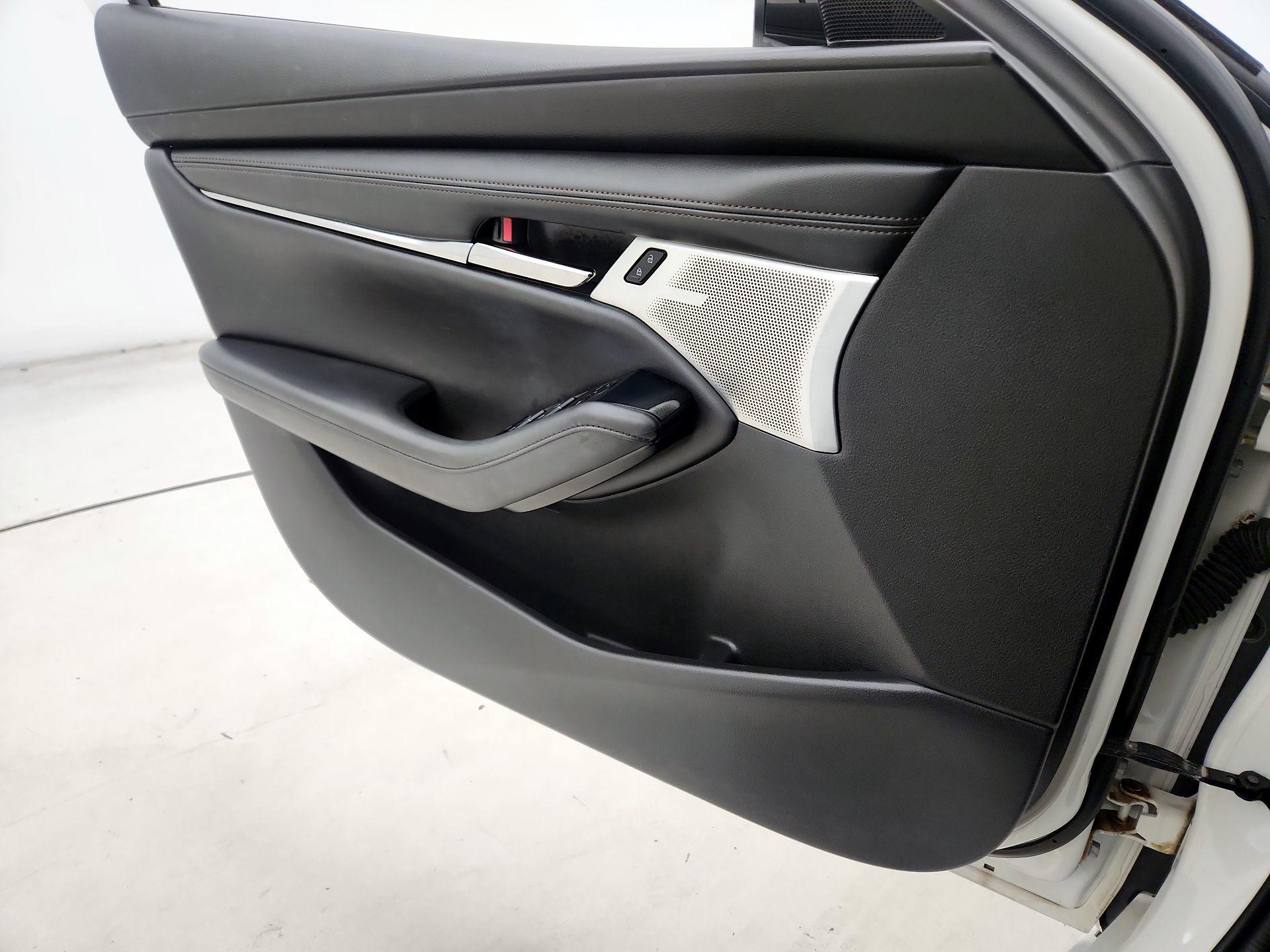 Thumbnail: 2021 Mazda Mazda3 - 12