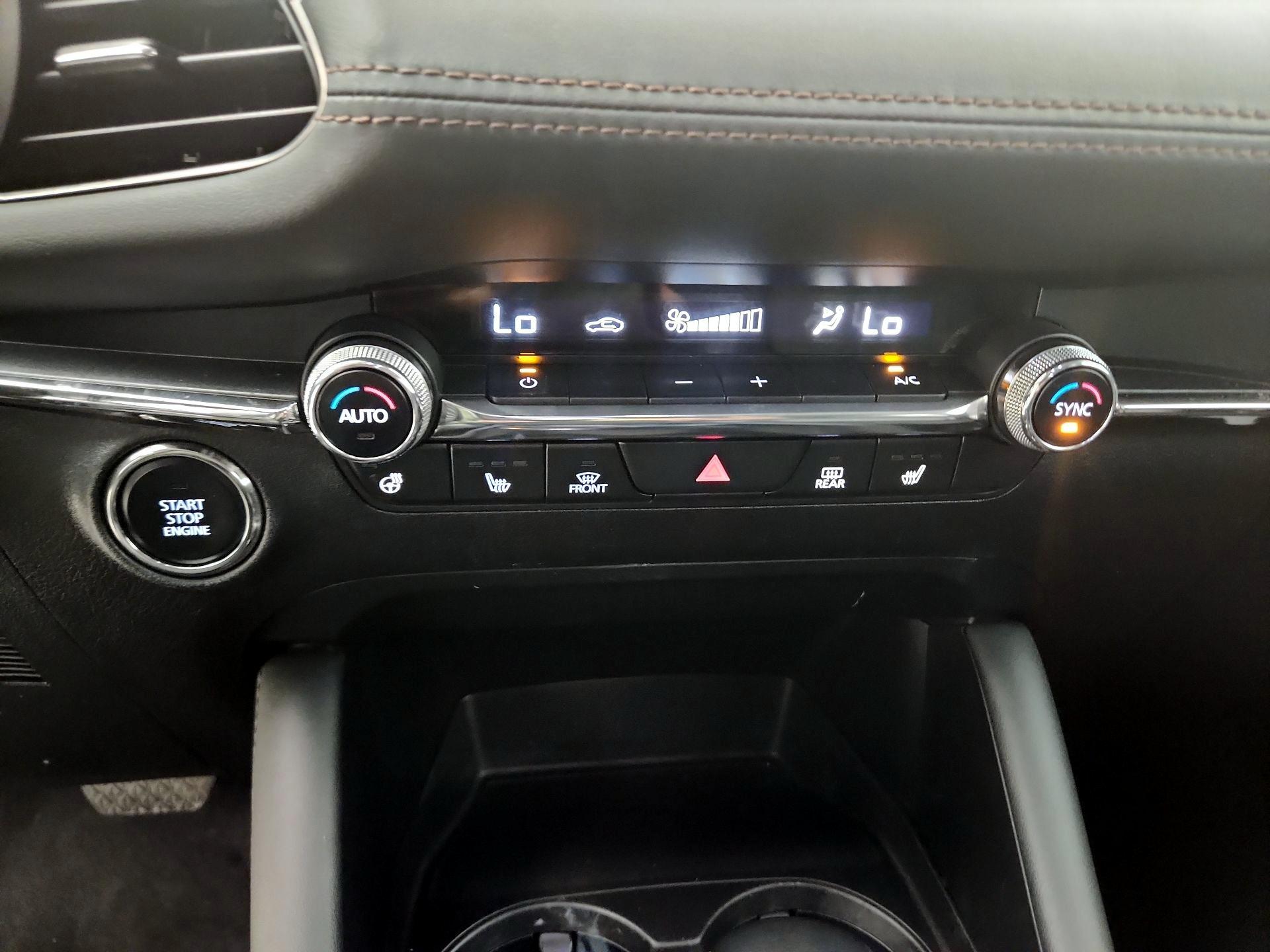 Thumbnail: 2021 Mazda Mazda3 - 17