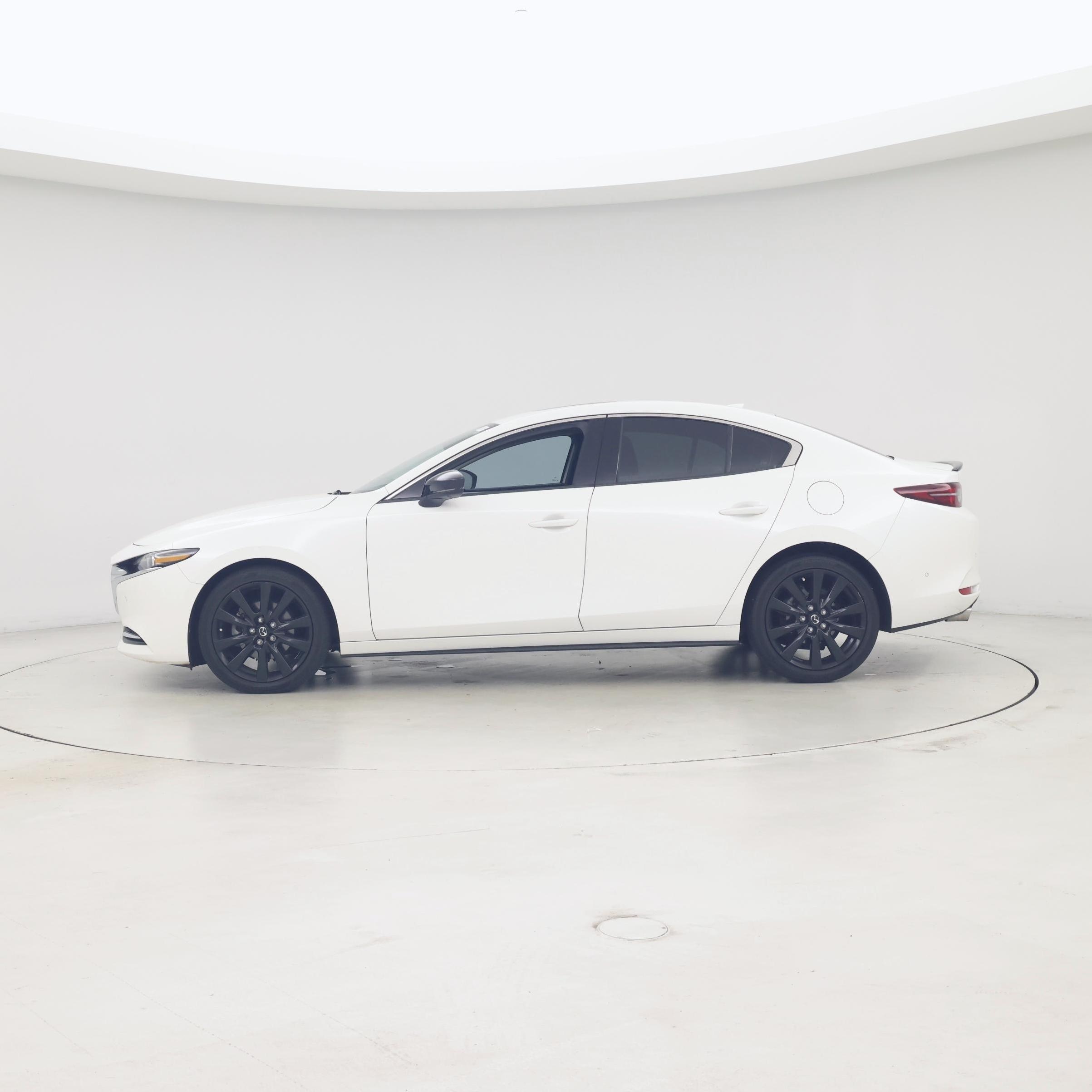 Thumbnail: 2021 Mazda Mazda3 - 3