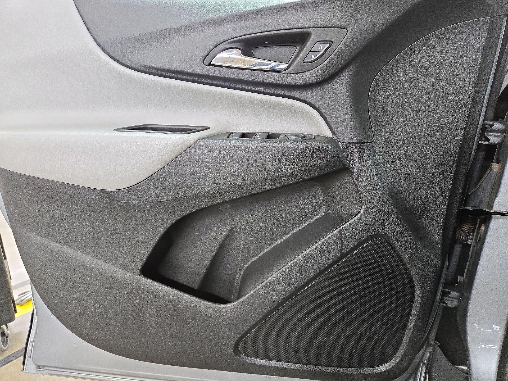 Thumbnail: 2023 Chevrolet Equinox - 12