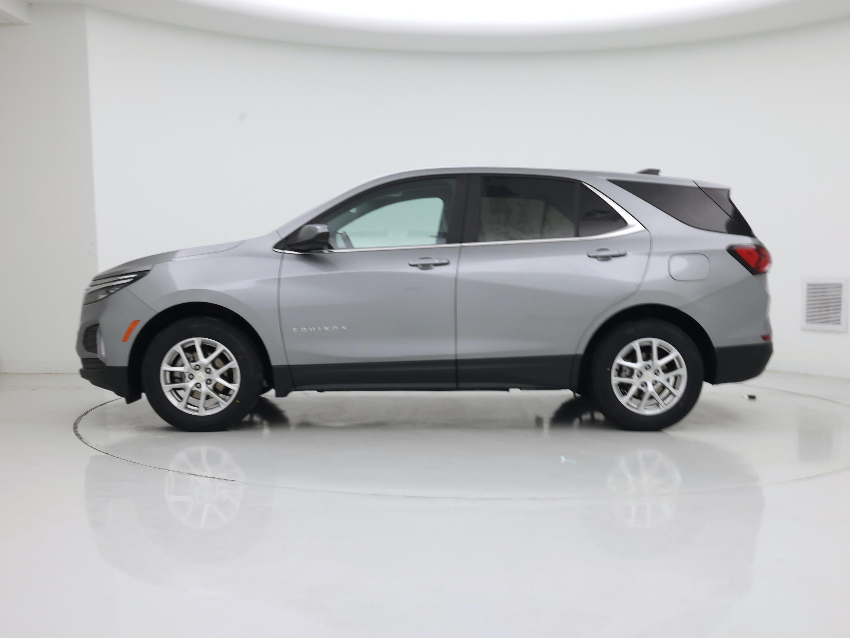 Thumbnail: 2023 Chevrolet Equinox - 3