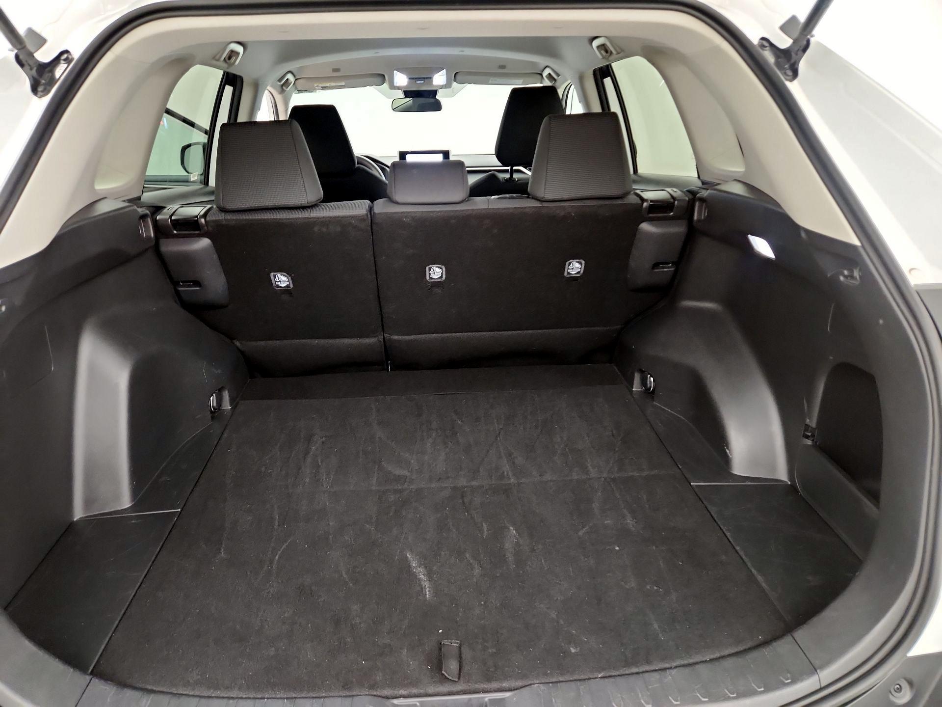 Thumbnail: 2024 Toyota RAV4 - 20