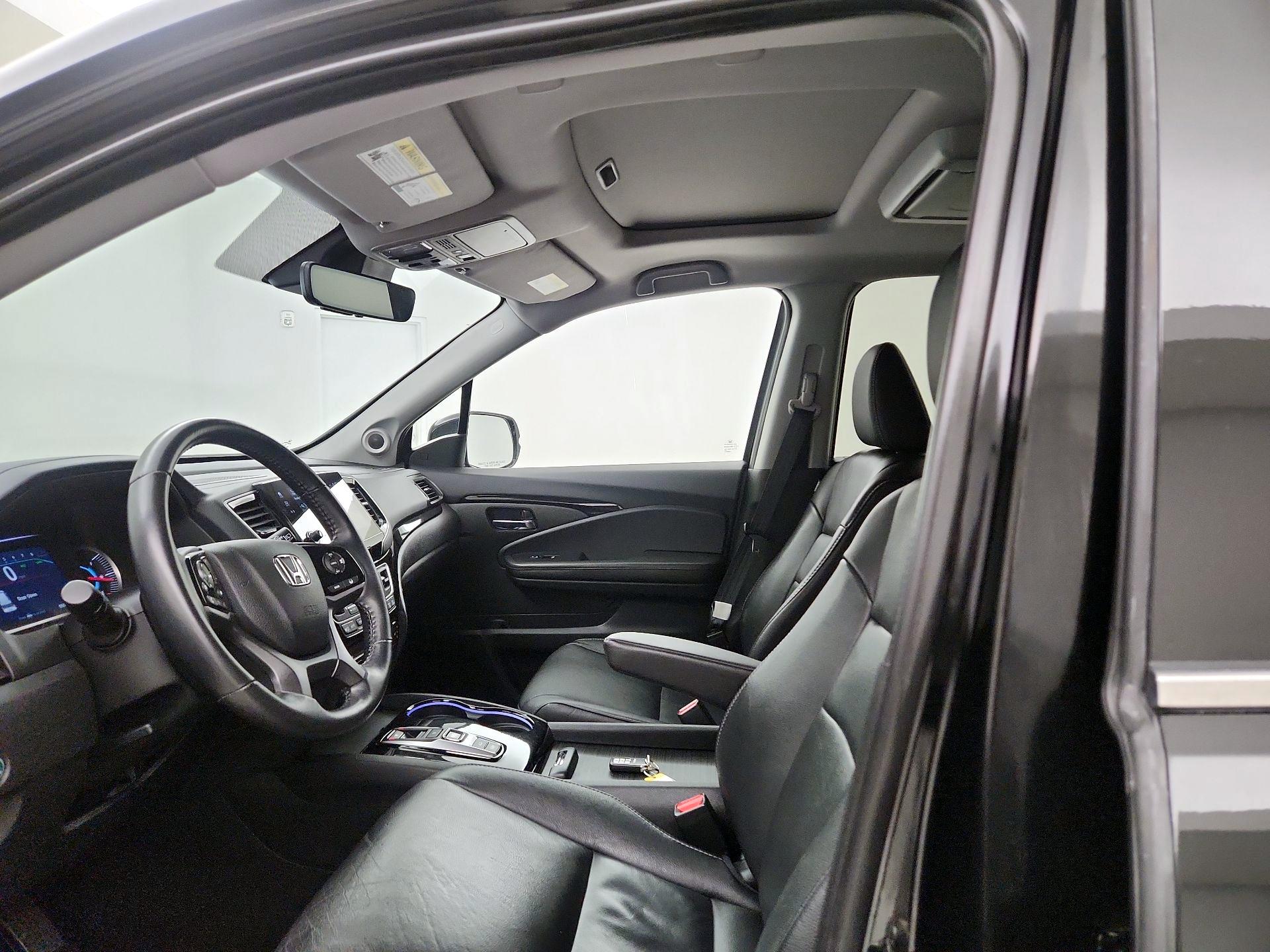 Thumbnail: 2020 Honda Pilot - 20