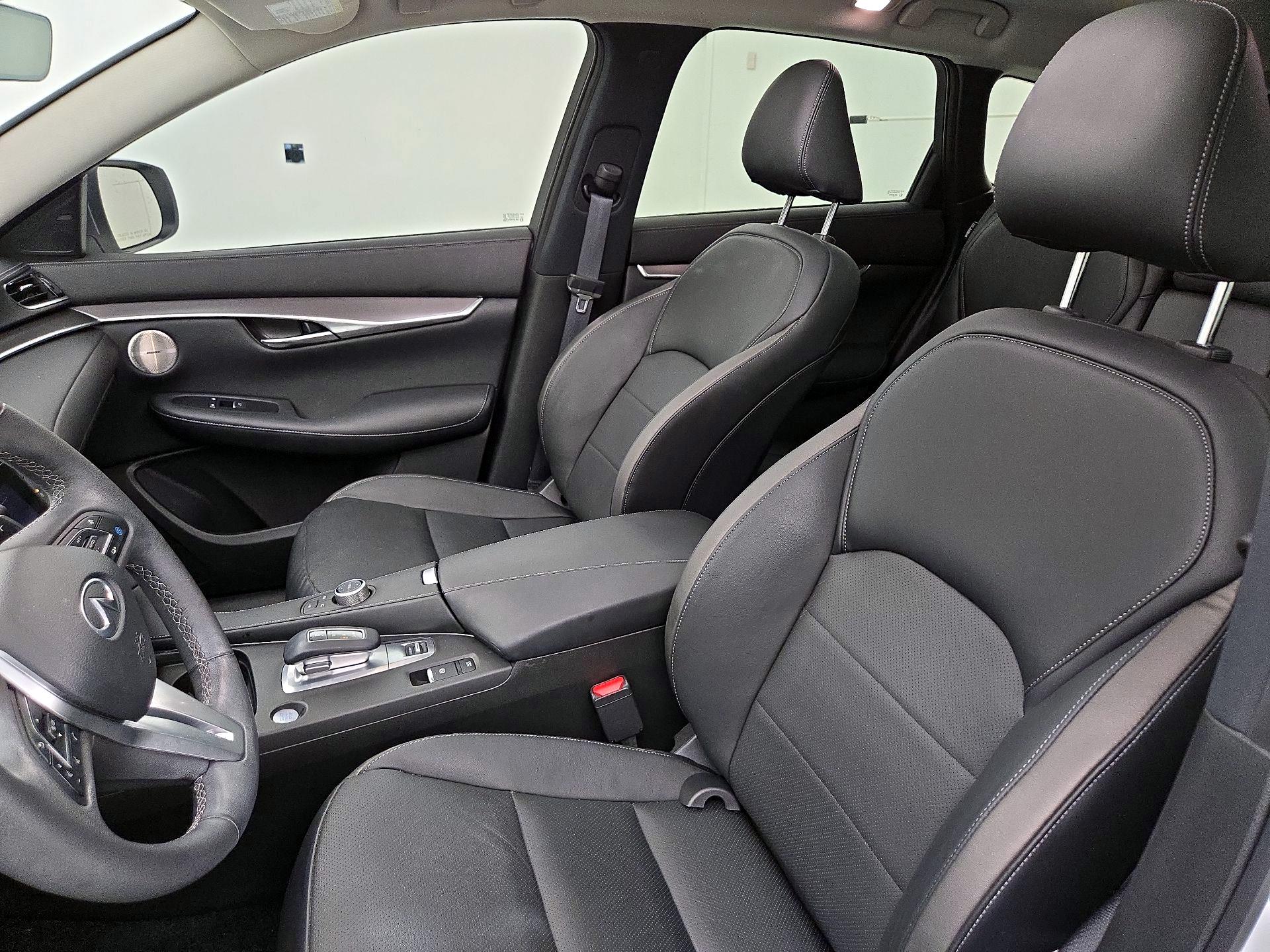 Thumbnail: 2023 INFINITI QX50 - 11