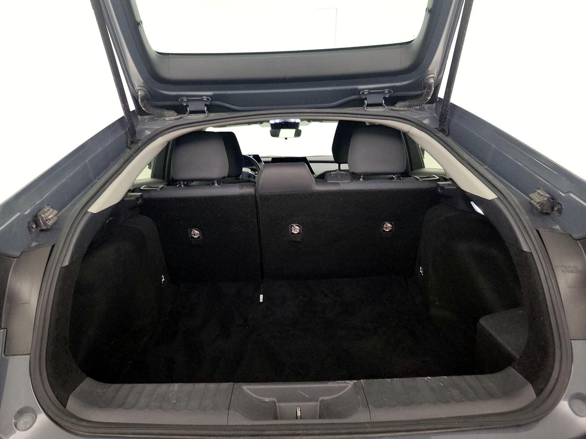 Thumbnail: 2024 Toyota Prius - 19