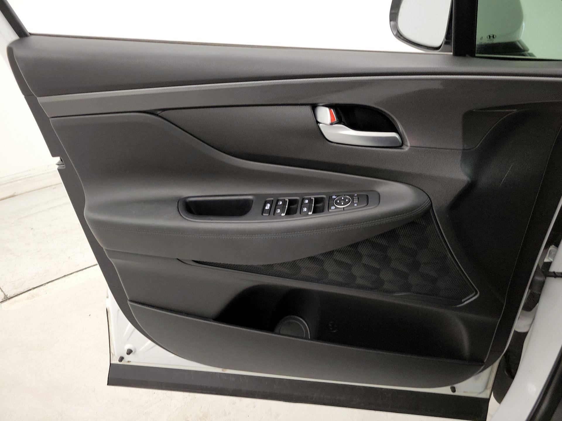 Thumbnail: 2023 Hyundai Santa Fe - 12