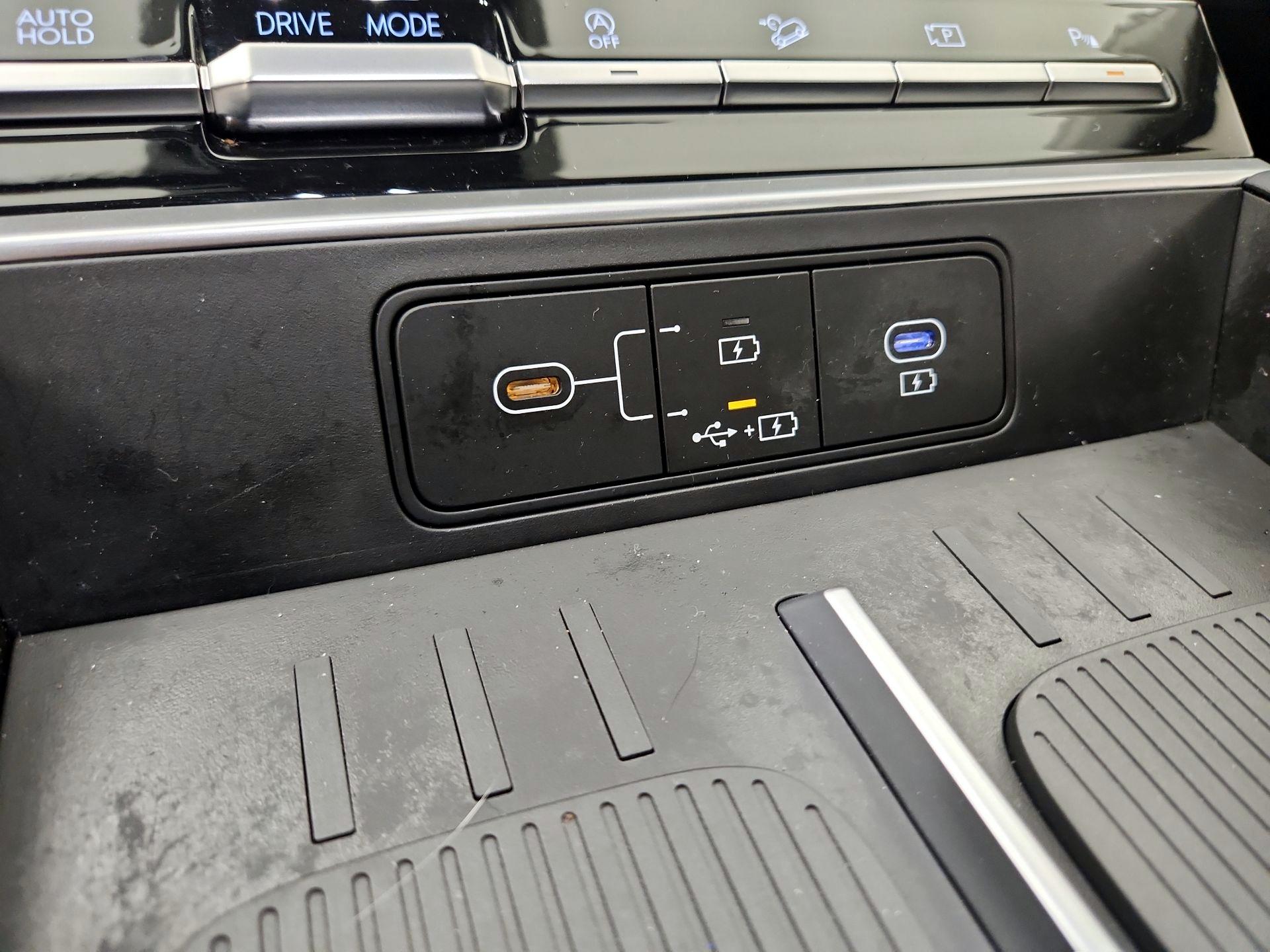 Thumbnail: 2024 Hyundai Santa Fe - 18