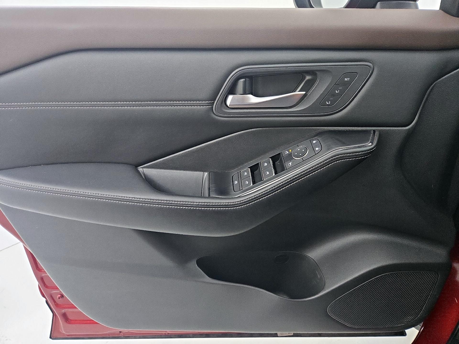 Thumbnail: 2023 Nissan Rogue - 12