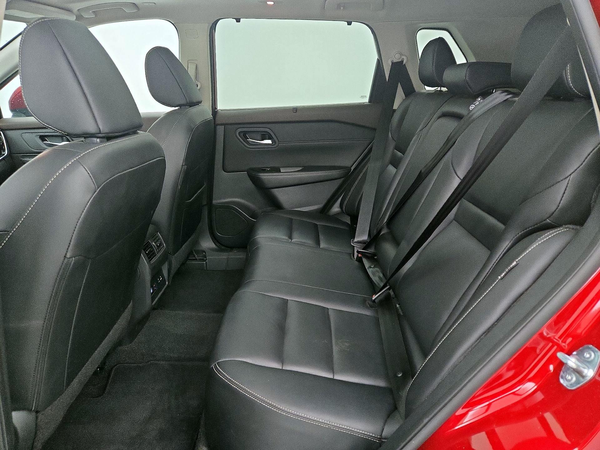 Thumbnail: 2023 Nissan Rogue - 20