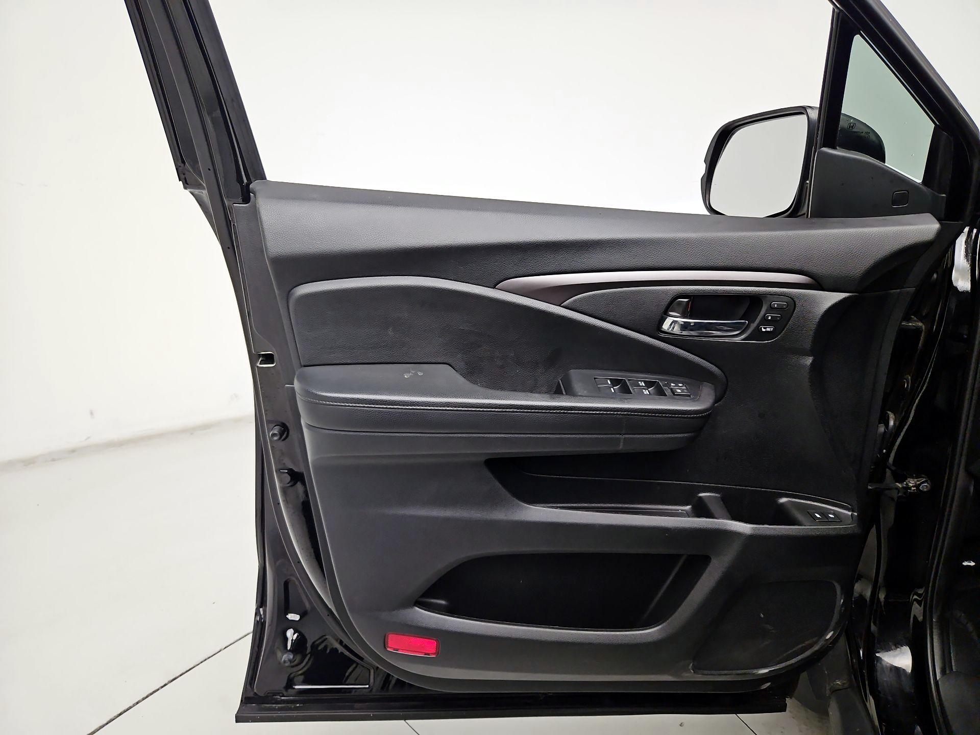 Thumbnail: 2021 Honda Passport - 12