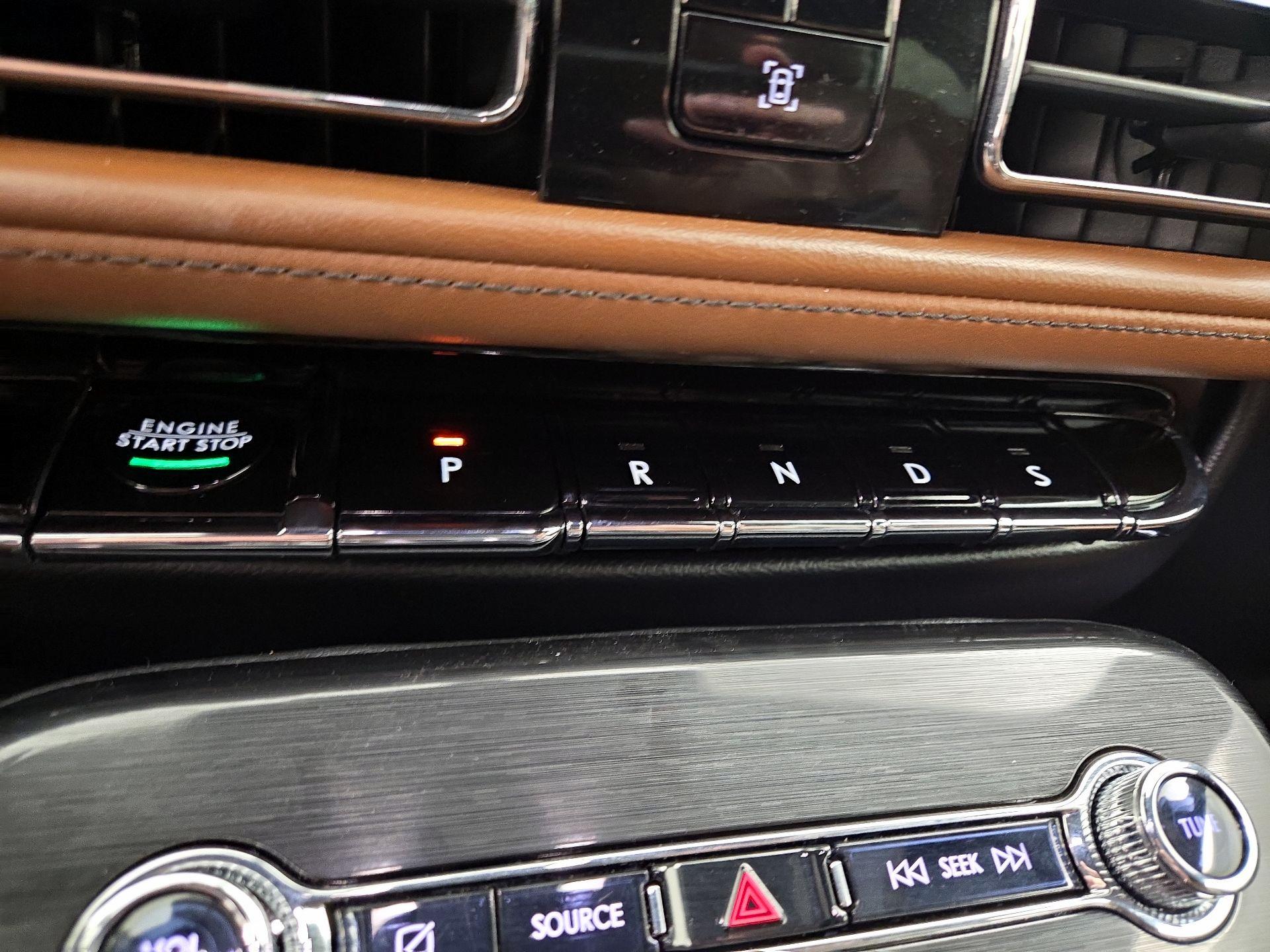 Thumbnail: 2021 Lincoln Nautilus - 17