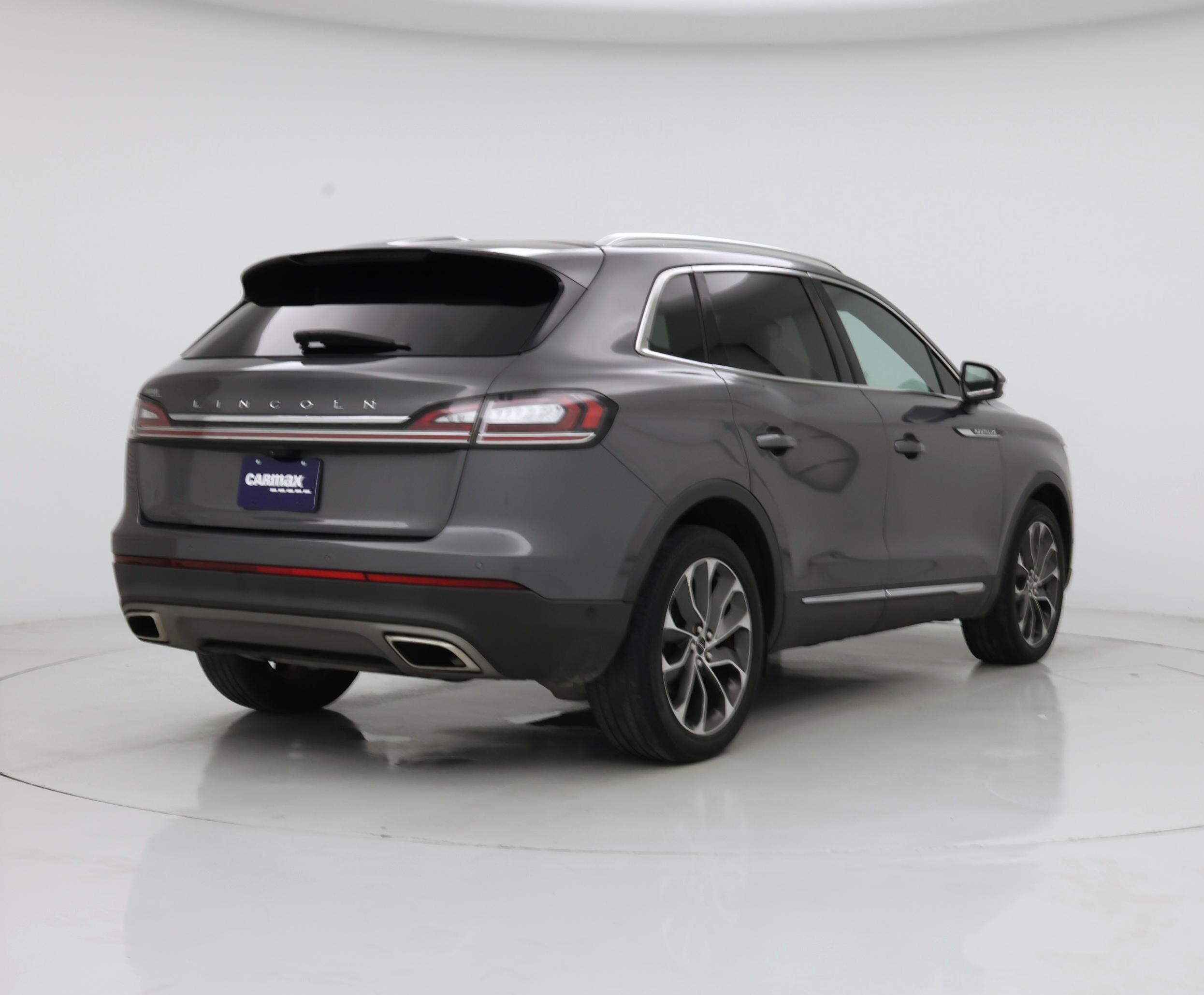 Thumbnail: 2021 Lincoln Nautilus - 8