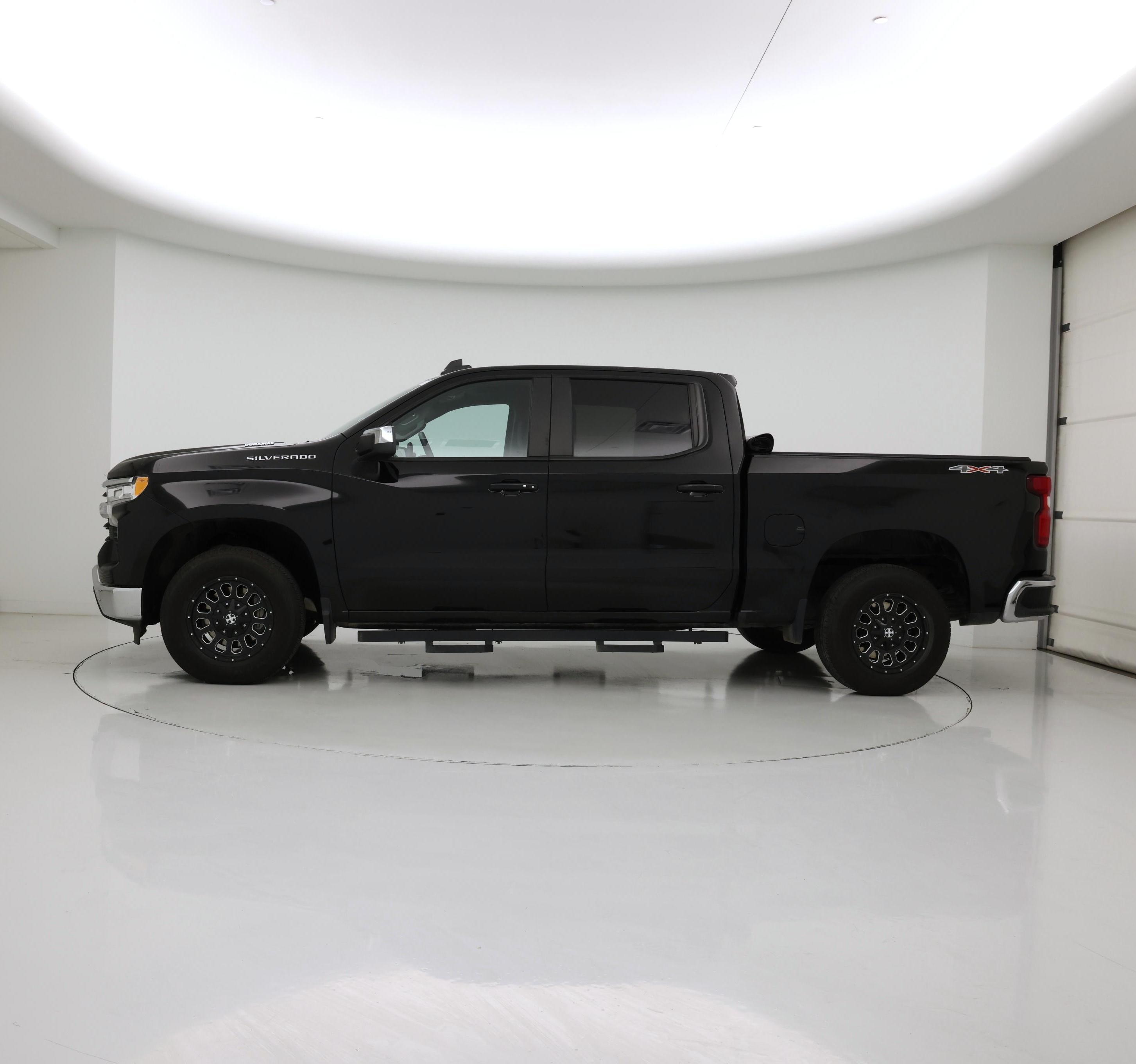 Thumbnail: 2023 Chevrolet Silverado 1500 - 3