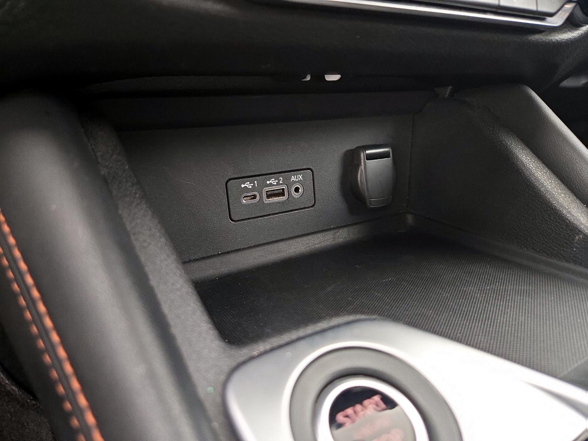 Thumbnail: 2021 Nissan Sentra - 18