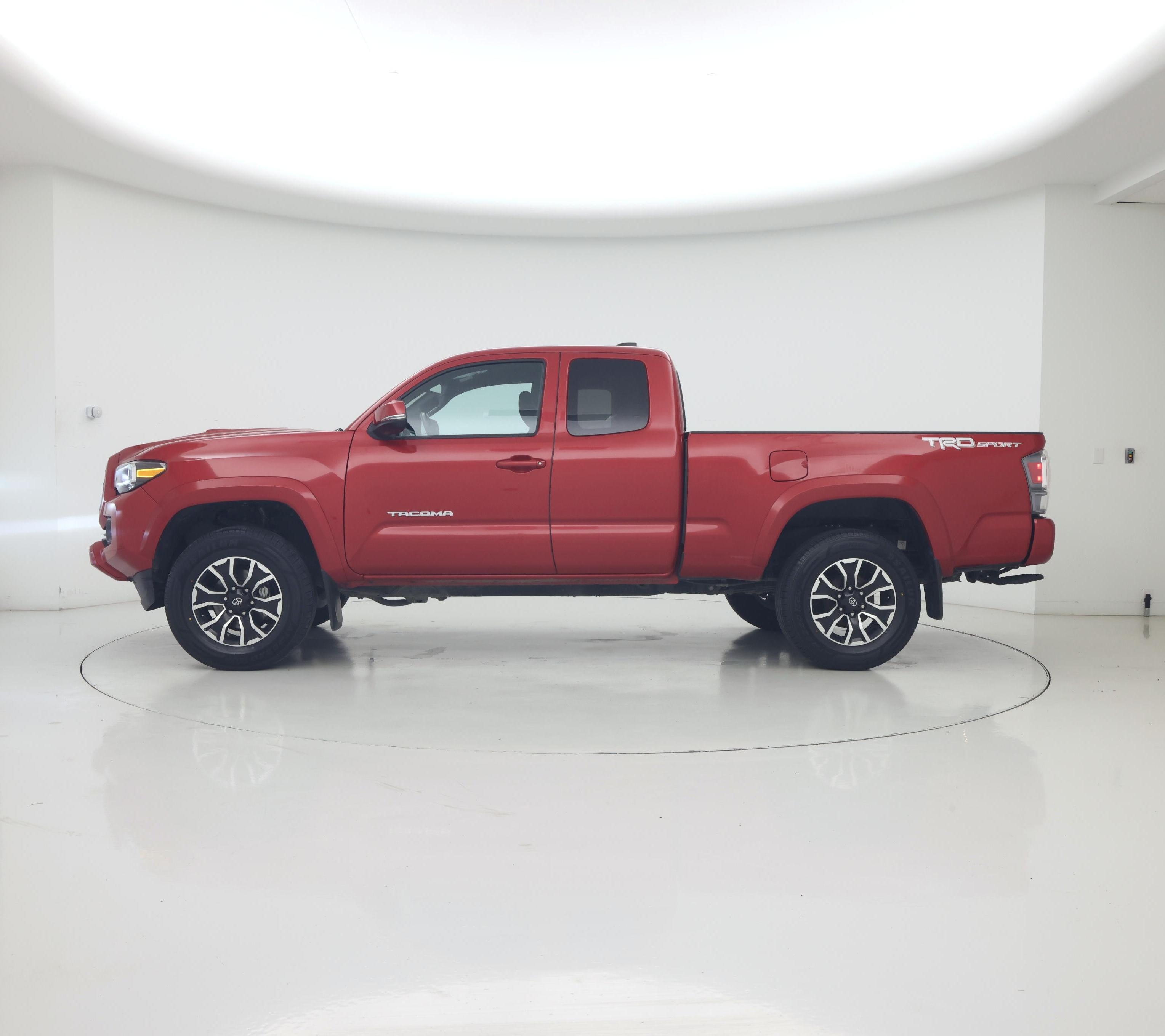 Thumbnail: 2022 Toyota Tacoma - 3
