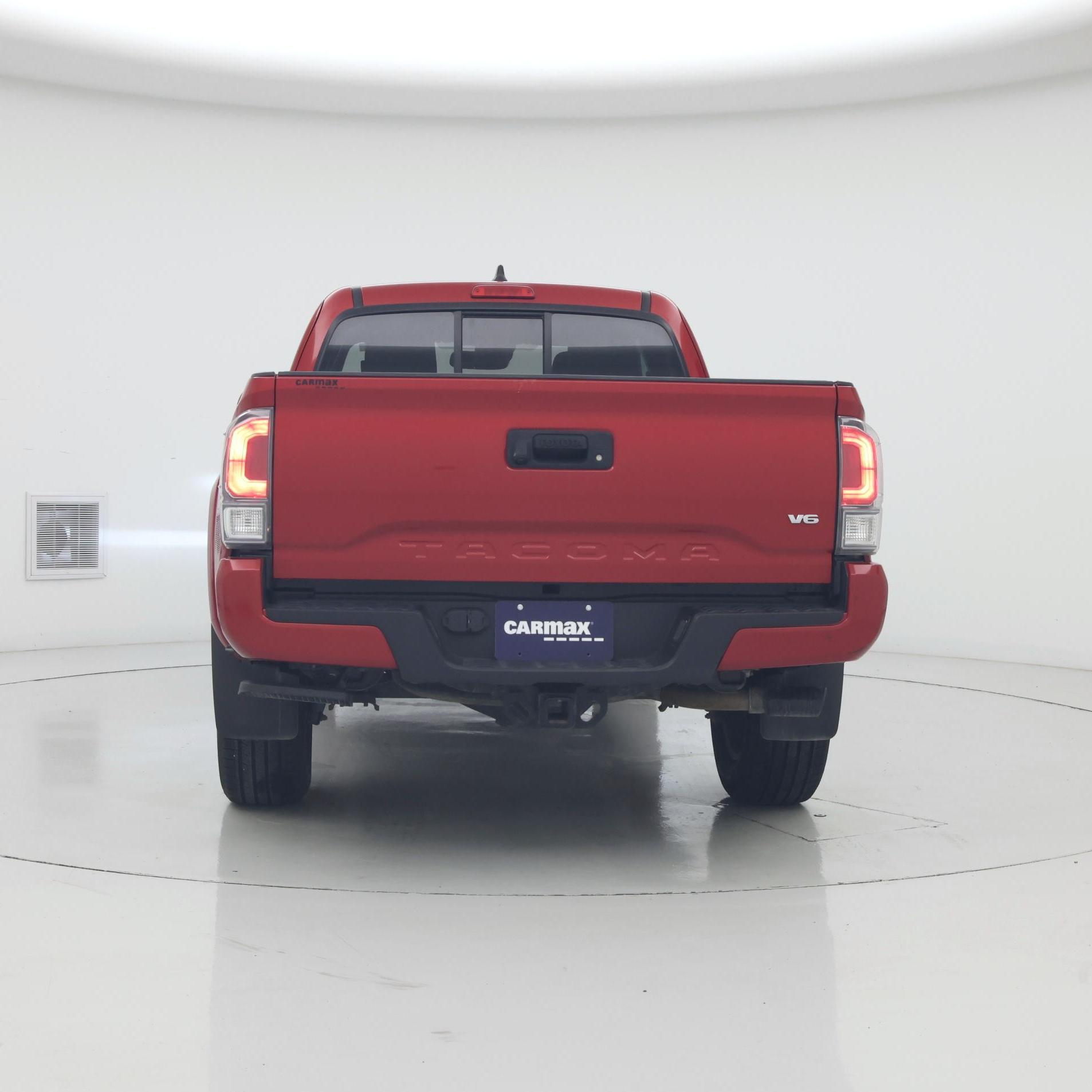 Thumbnail: 2022 Toyota Tacoma - 6