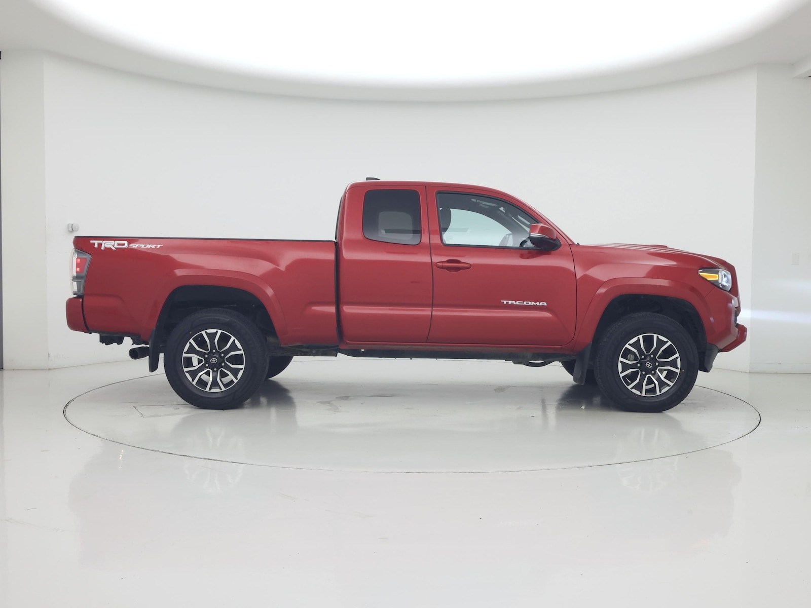 2022 Toyota Tacoma TRD Sport - Photo 8
