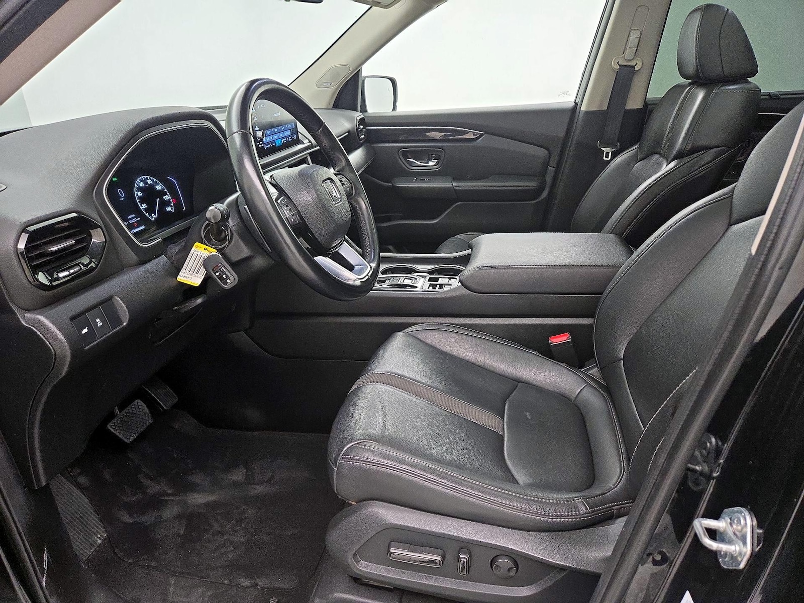 2024 Honda Pilot Touring - Photo 12