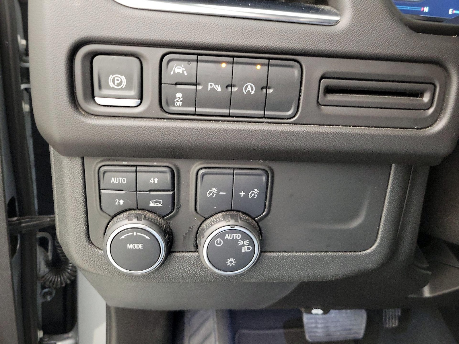 2024 Chevrolet Tahoe LT - Photo 14