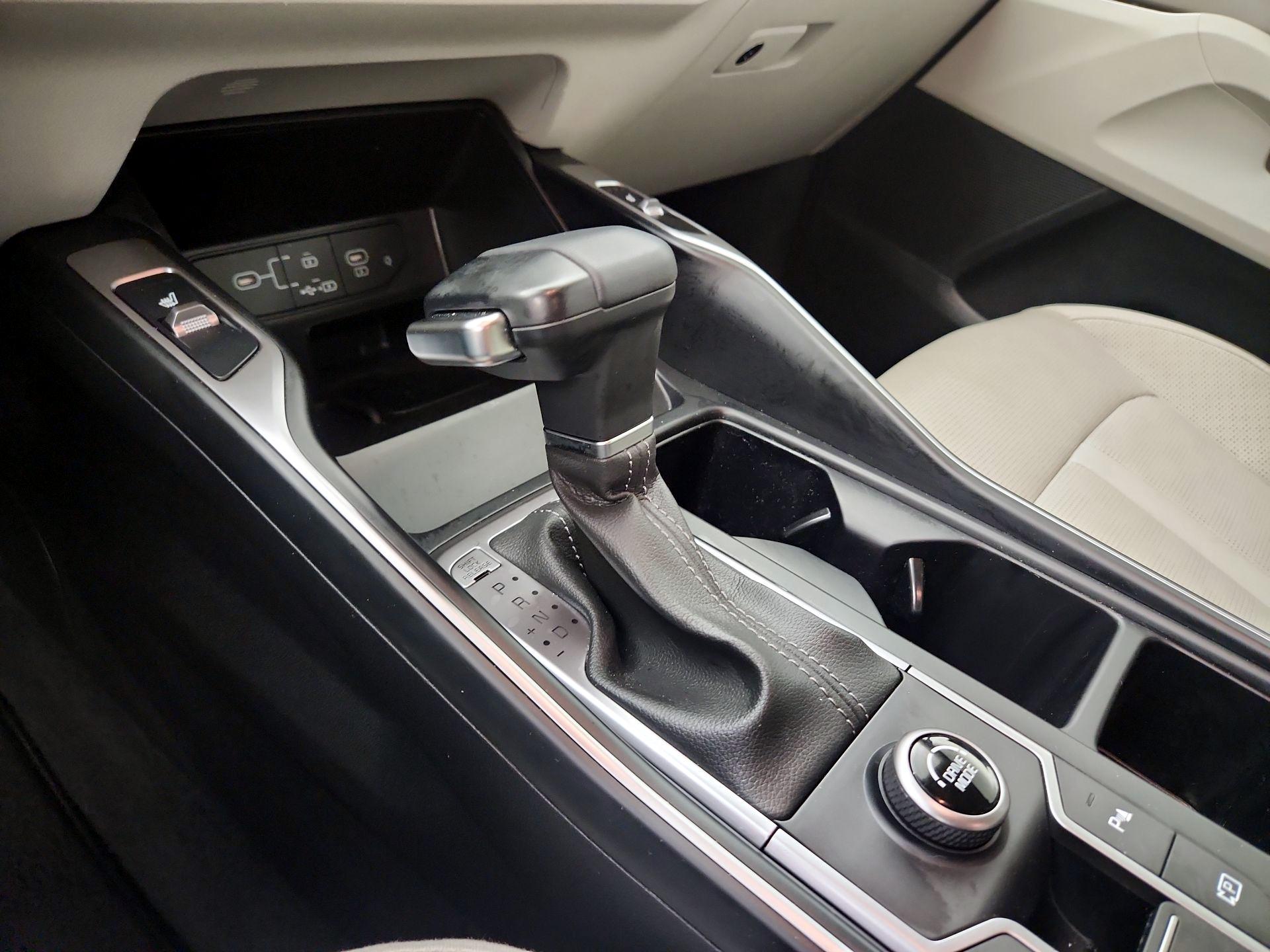 Thumbnail: 2024 Kia Sorento - 15