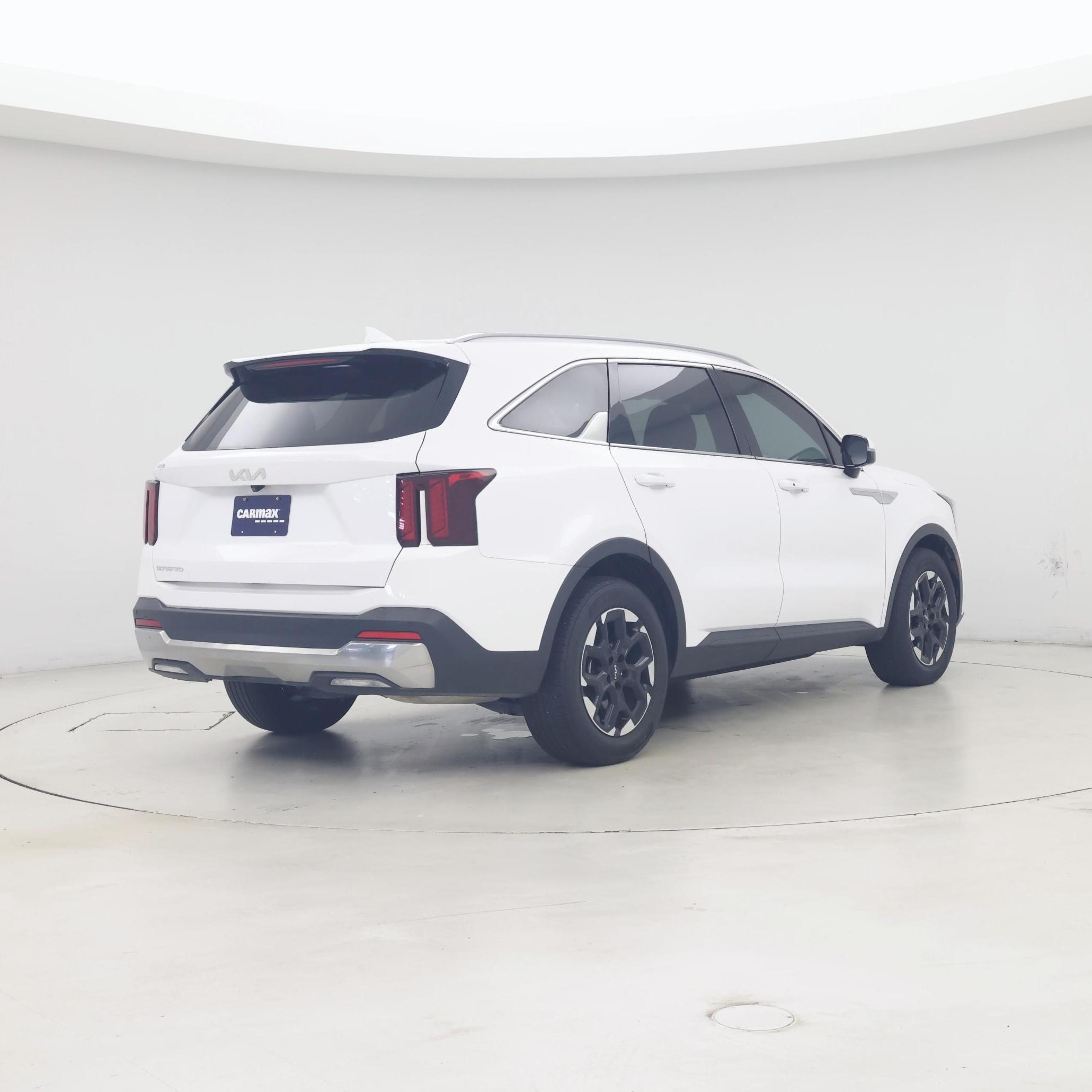 Thumbnail: 2024 Kia Sorento - 8